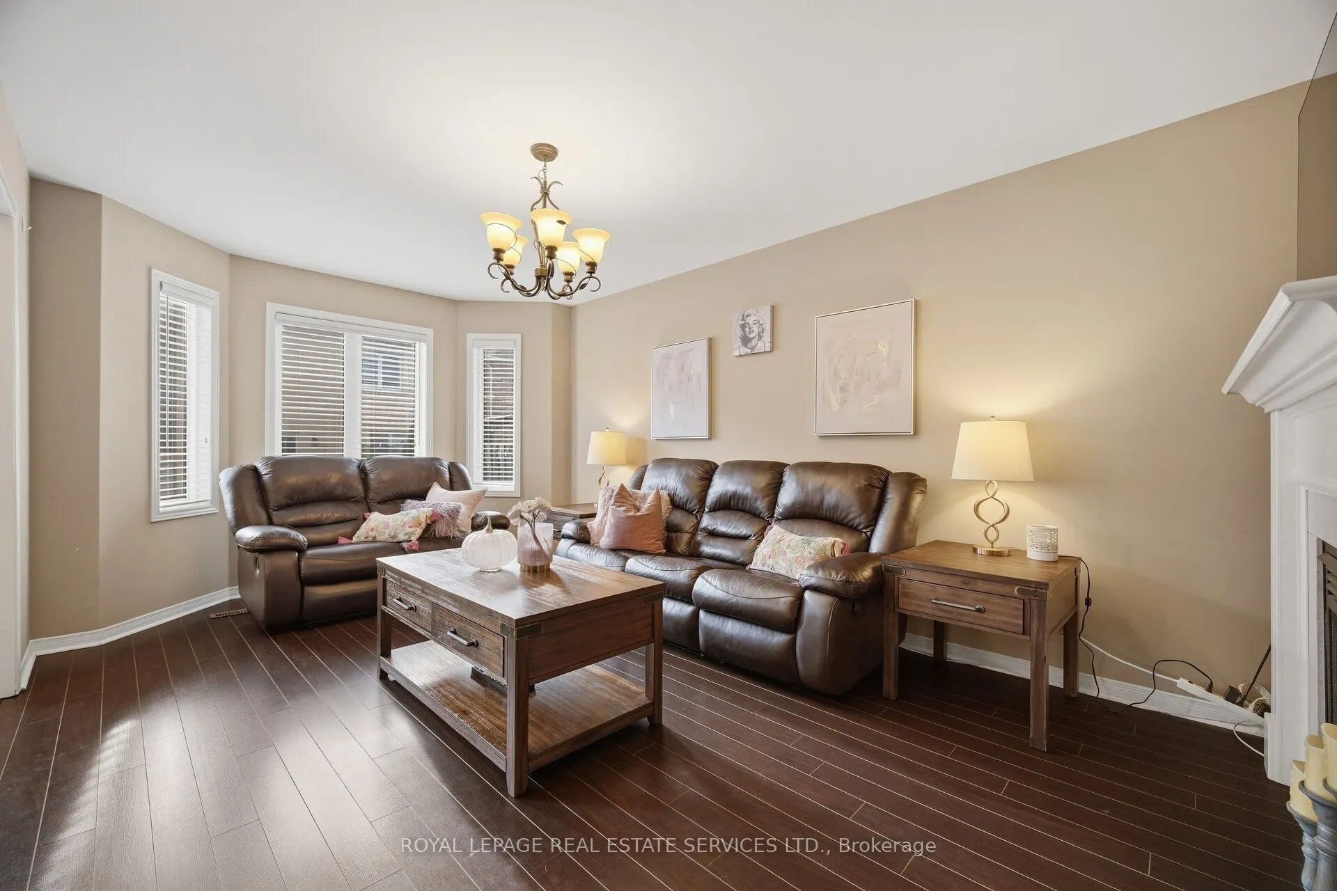 332 Duncan Lane N