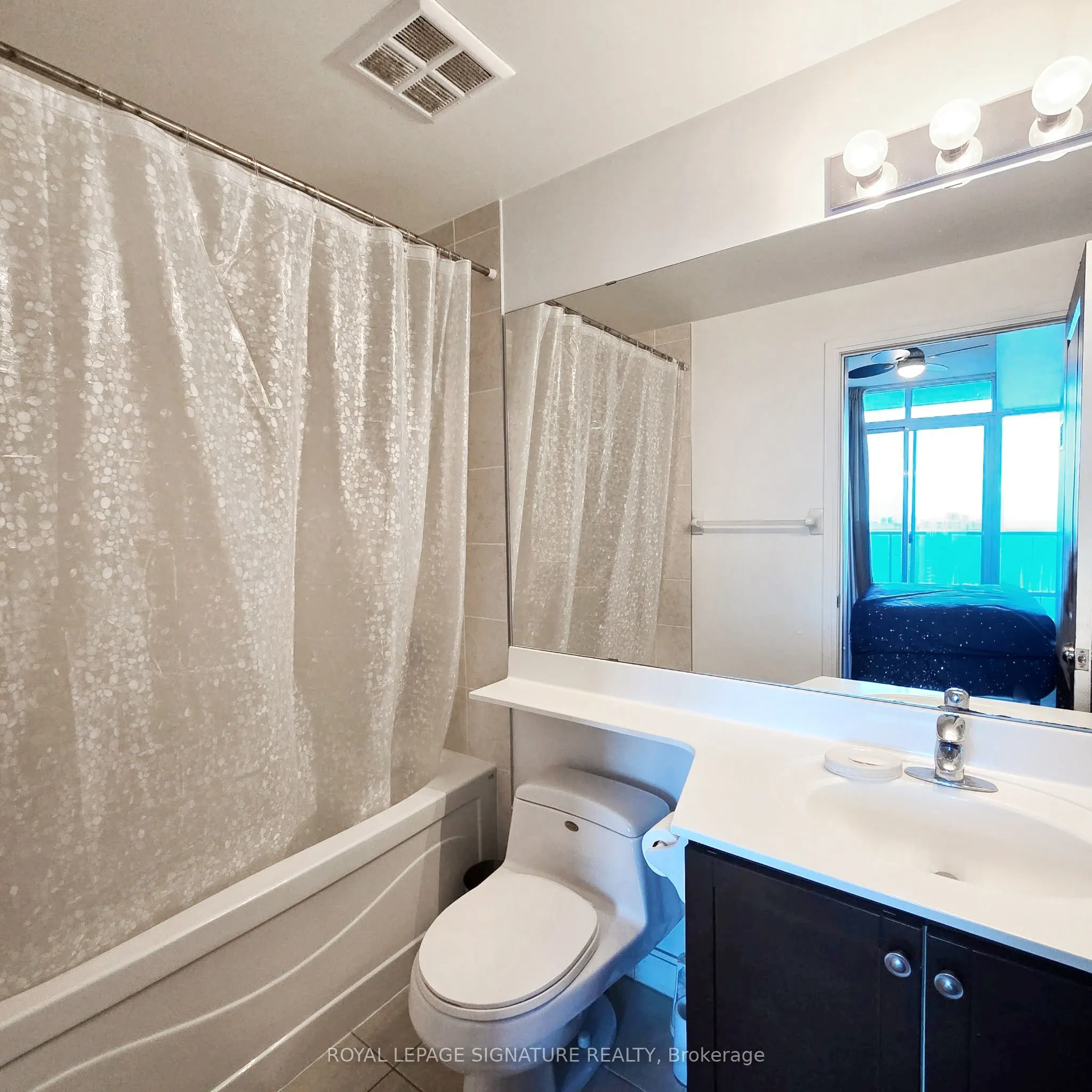 80 Absolute Avenue #2205