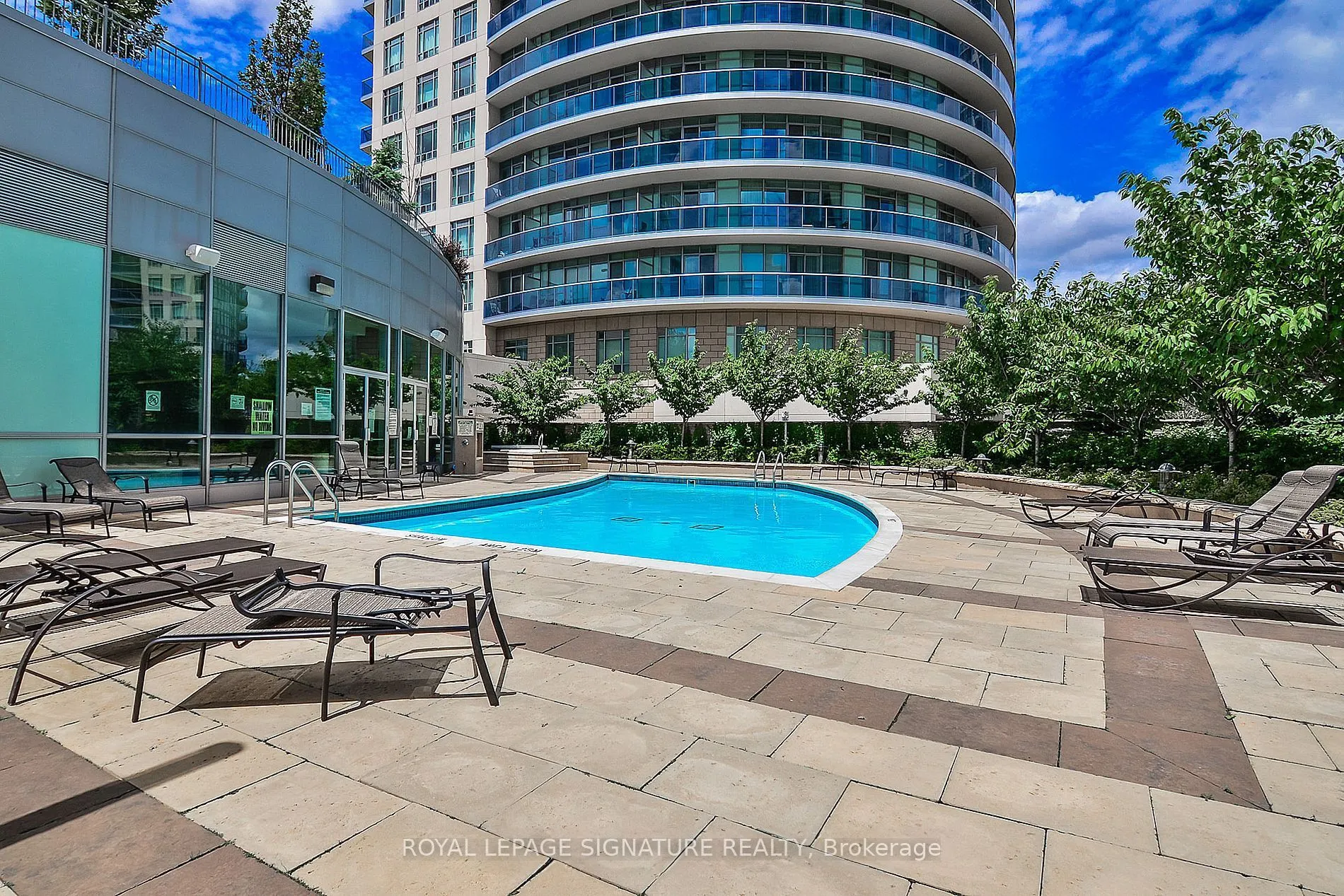 80 Absolute Avenue #2205