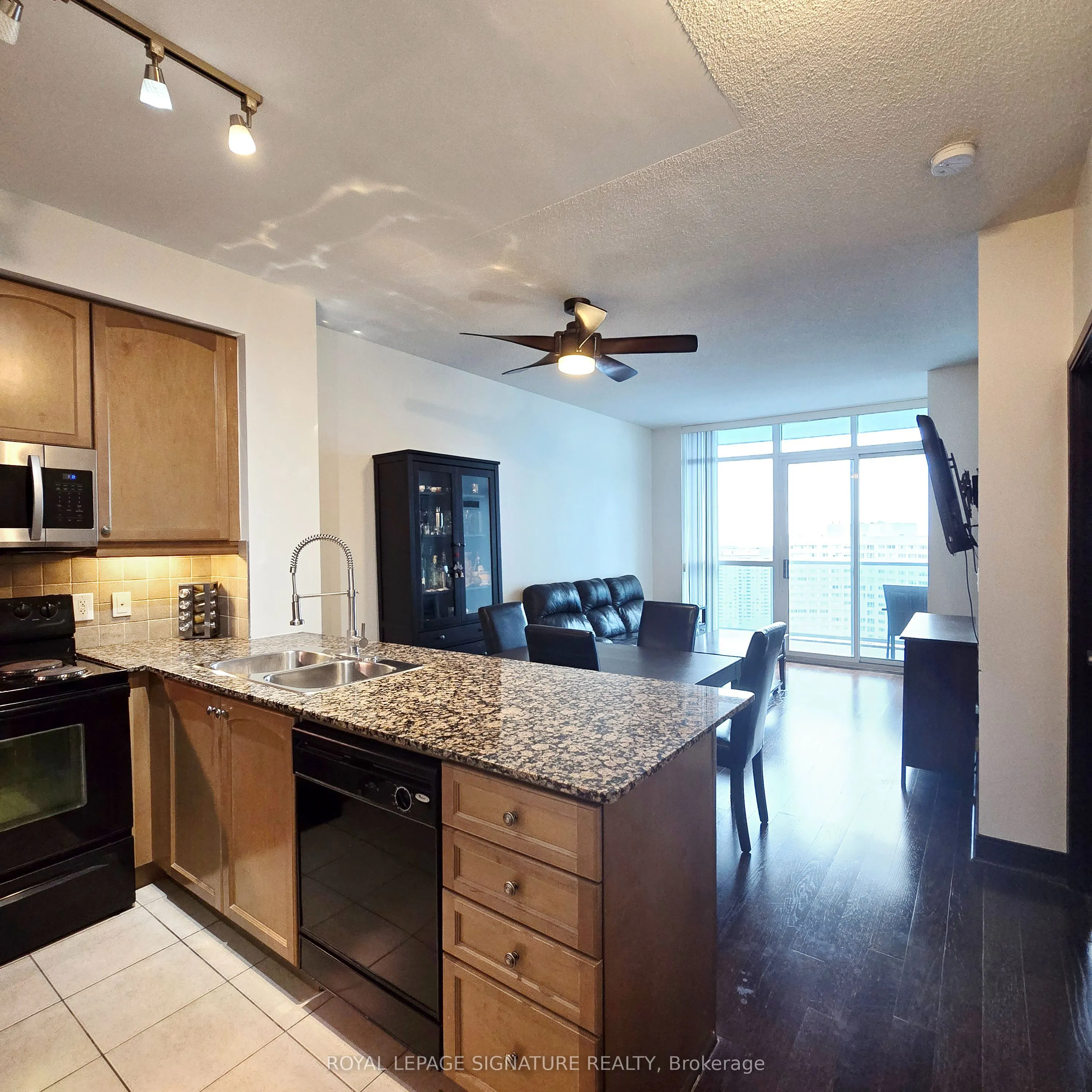 80 Absolute Avenue #2205