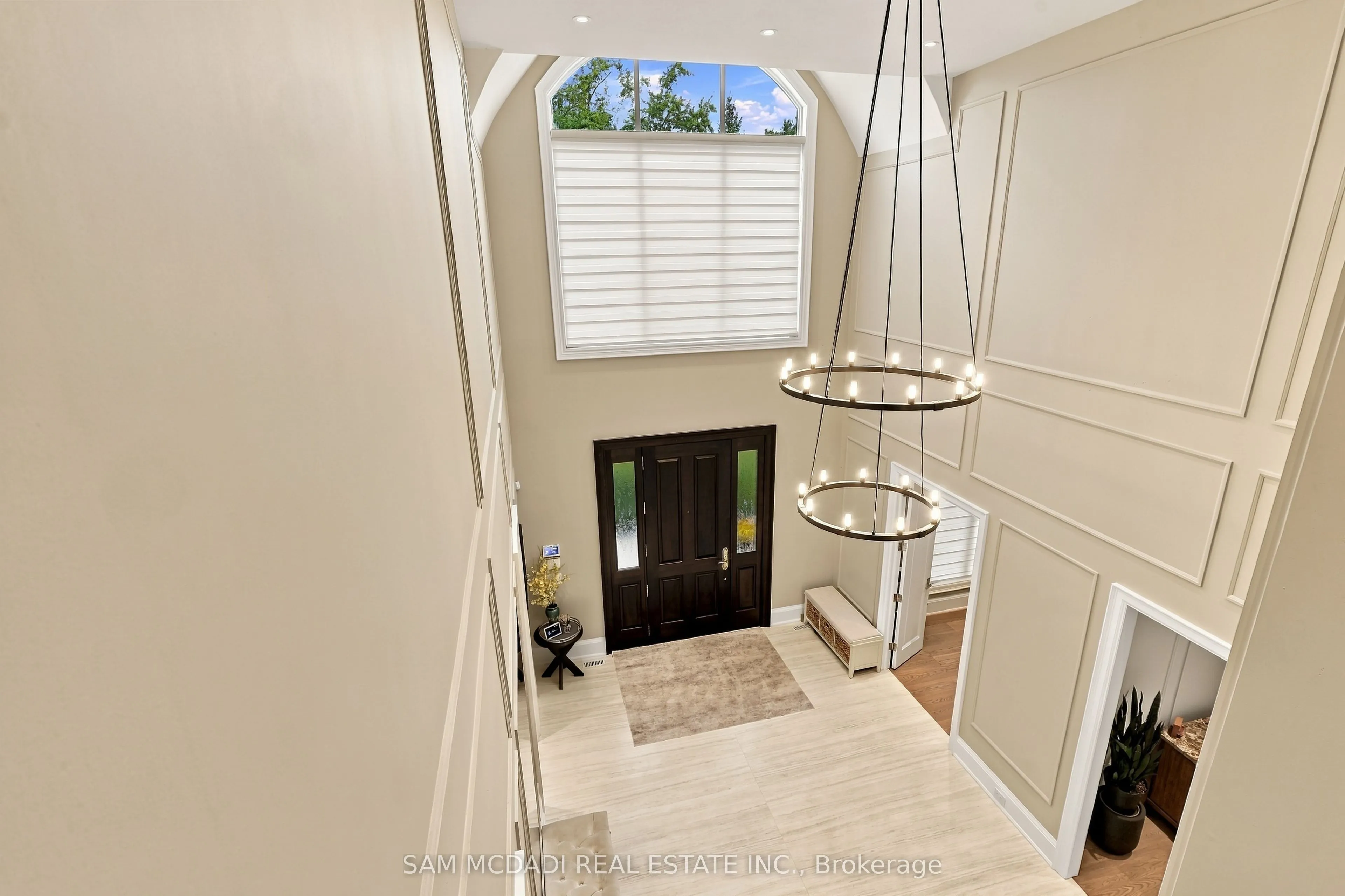 902 Parkland Avenue
