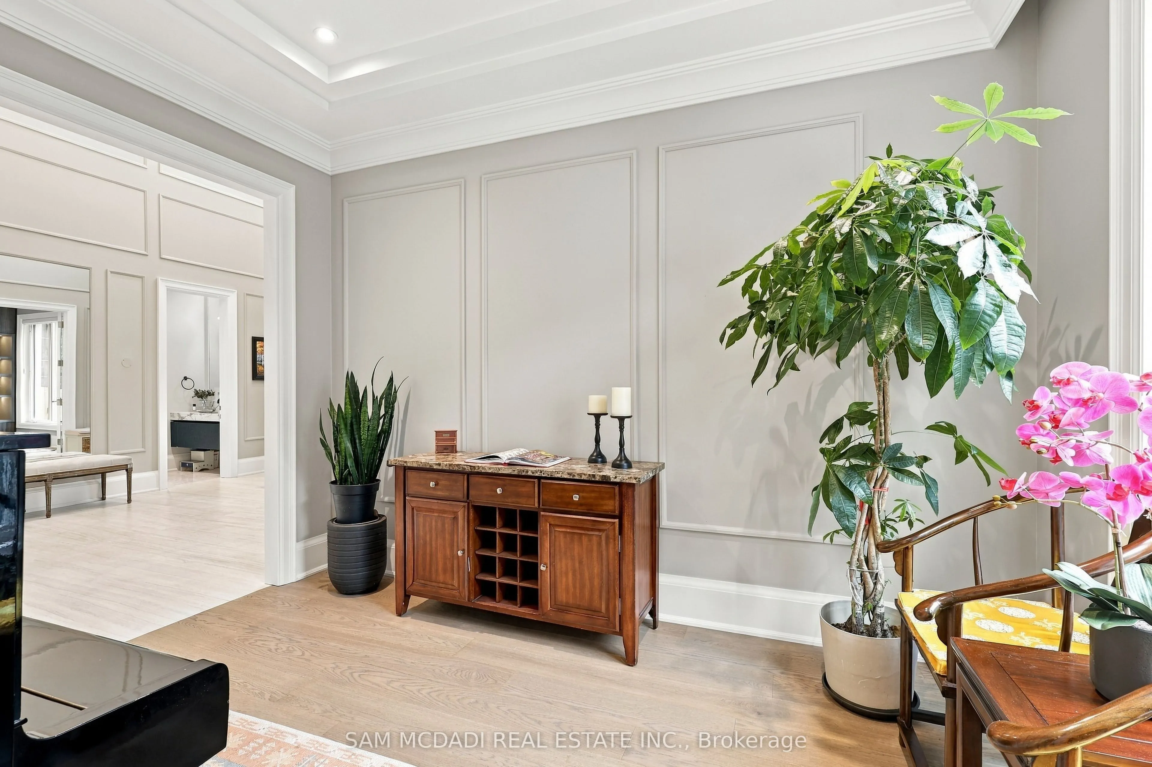 902 Parkland Avenue