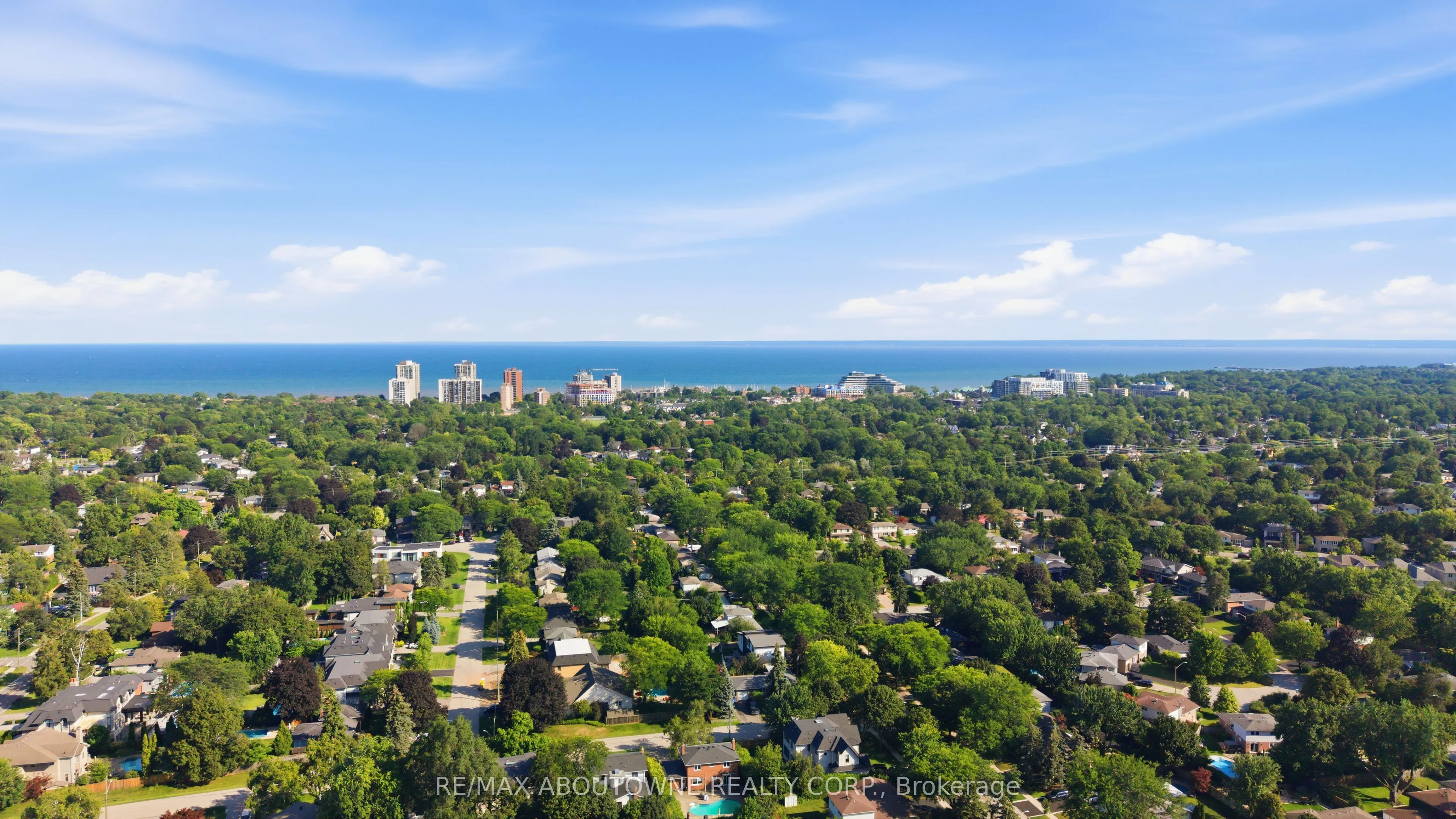 438 Southland Crescent