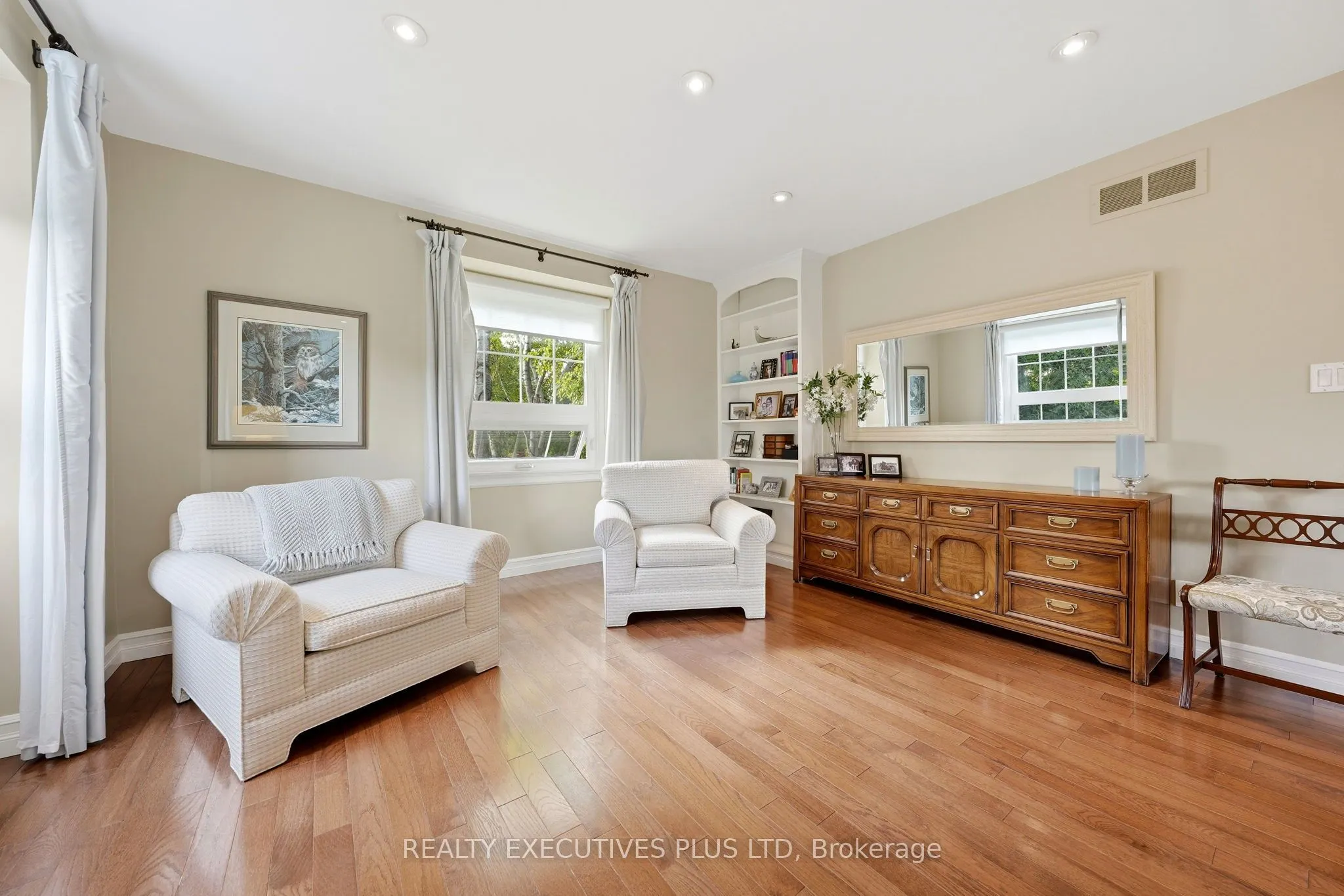 691 Nautalex Court