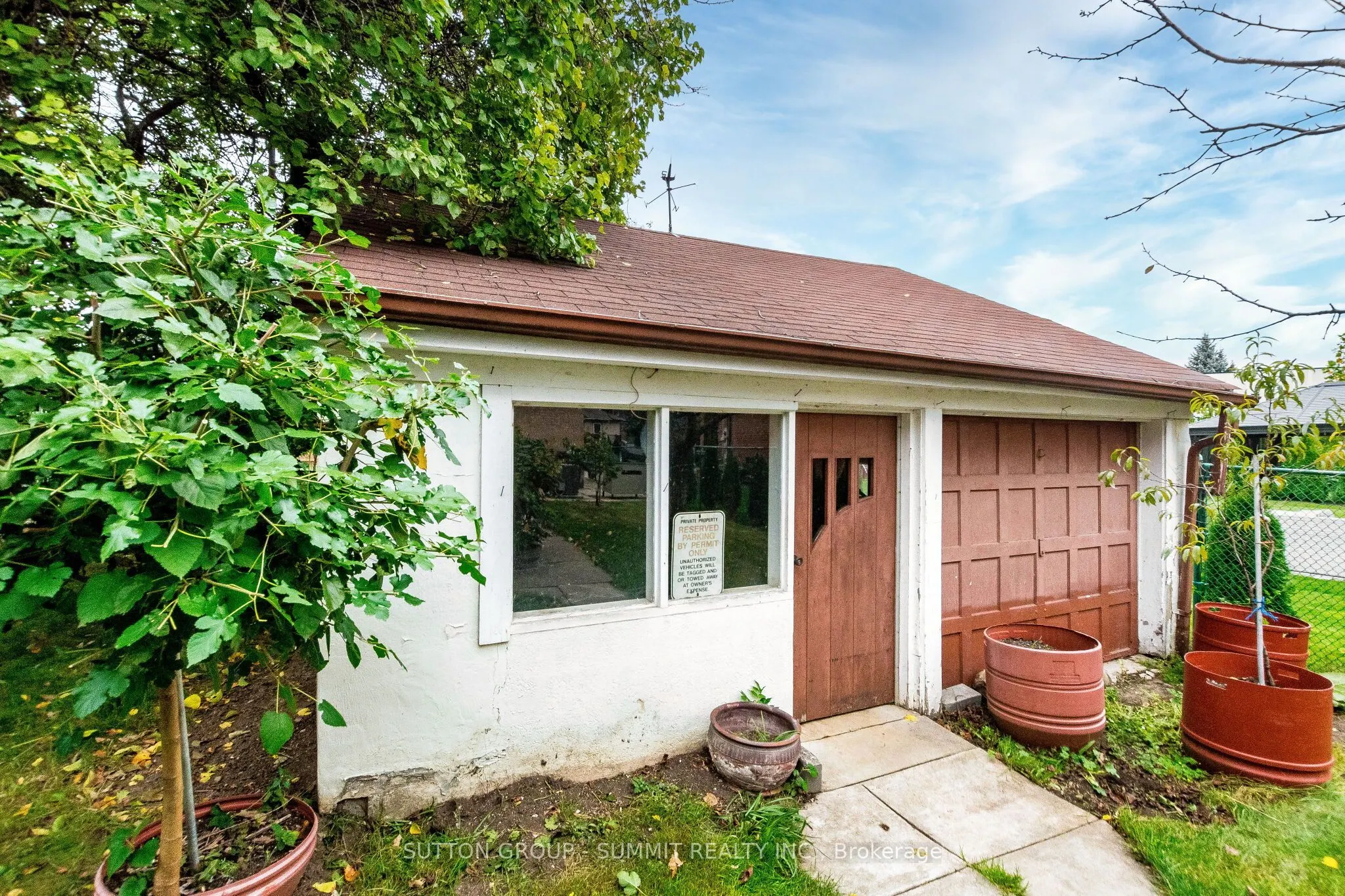 2477 CLIFF Road