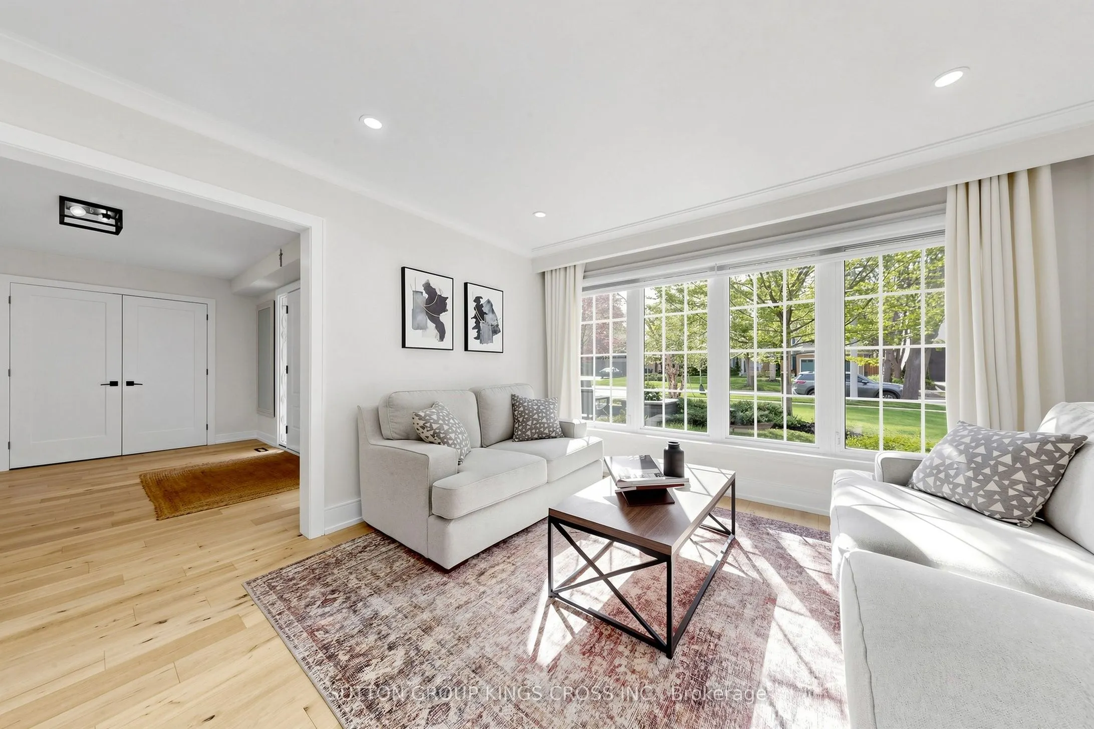 360 Isabella Avenue