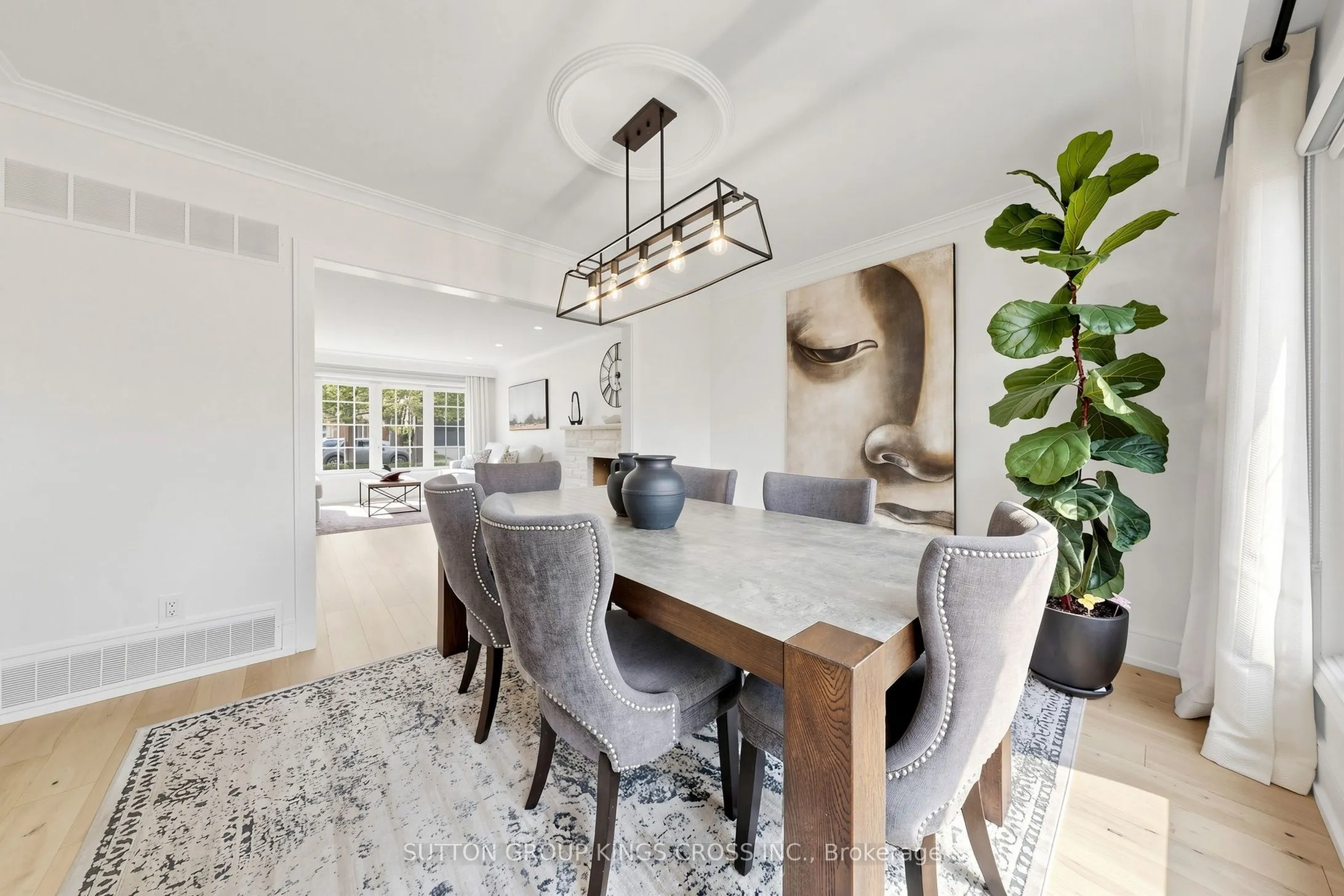 360 Isabella Avenue