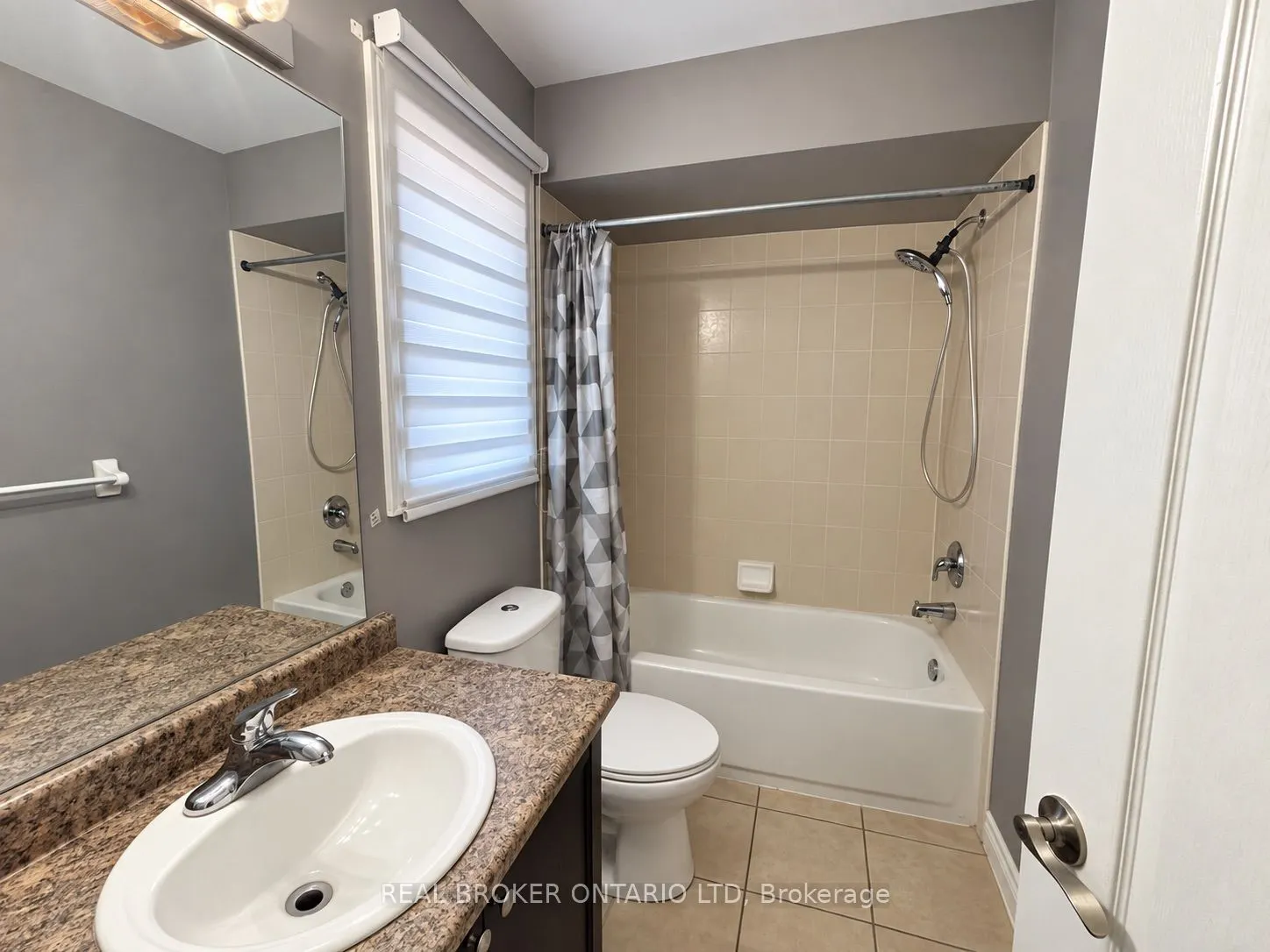 88 Sir Jacobs Crescent #(MAIN)