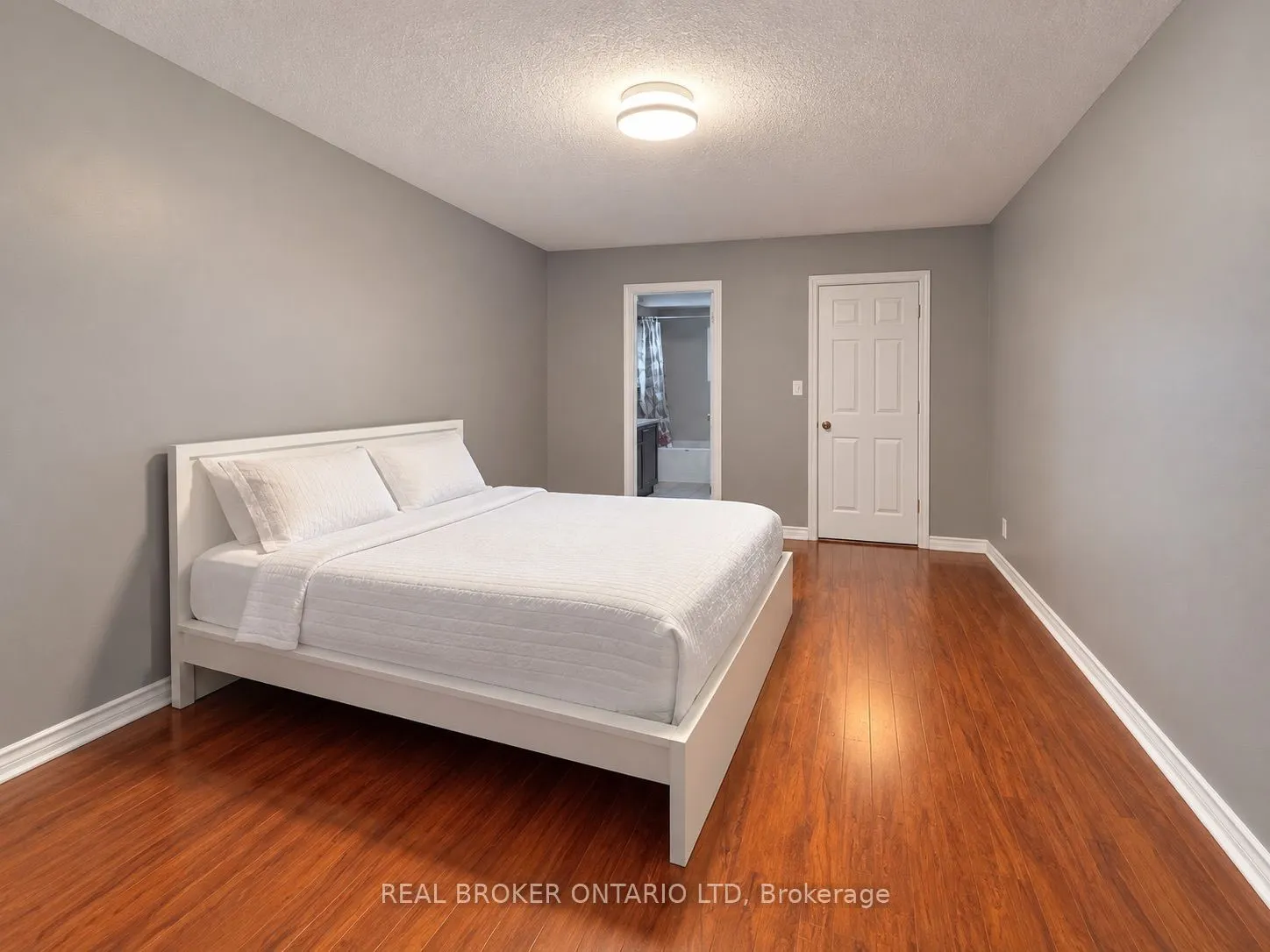 88 Sir Jacobs Crescent #(MAIN)