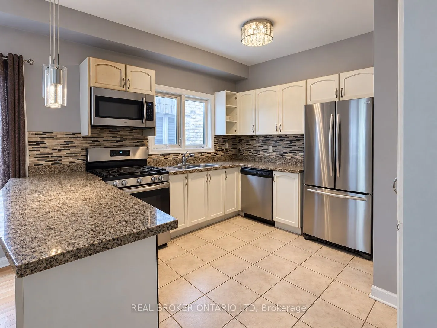 88 Sir Jacobs Crescent #(MAIN)