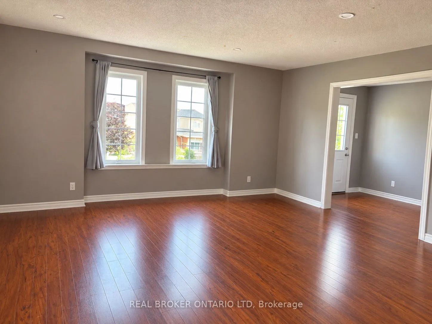 88 Sir Jacobs Crescent #(MAIN)