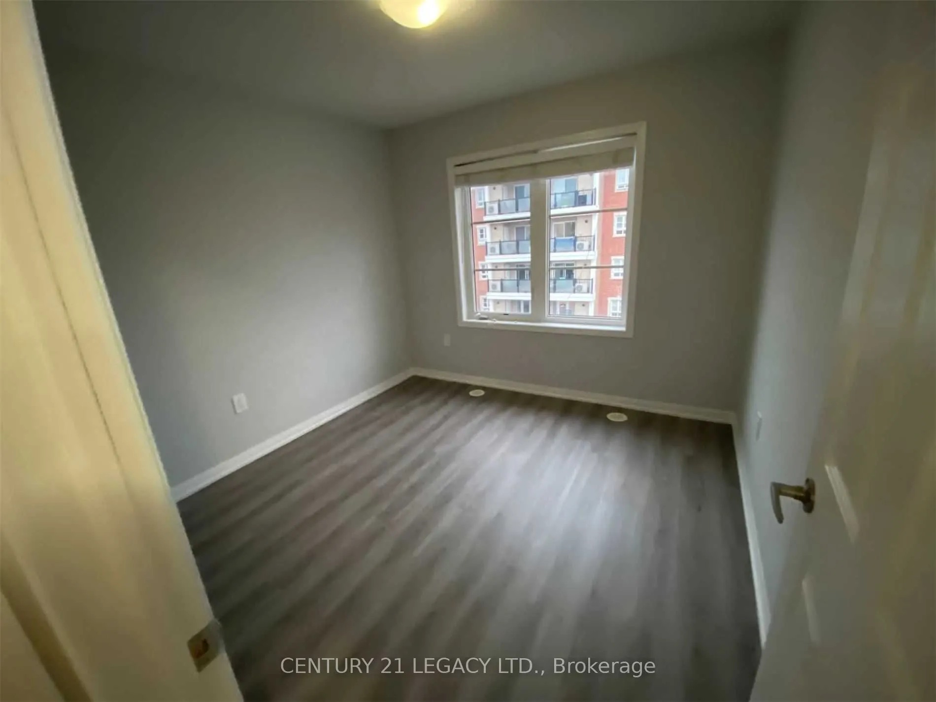 106 Baycliffe Crescent