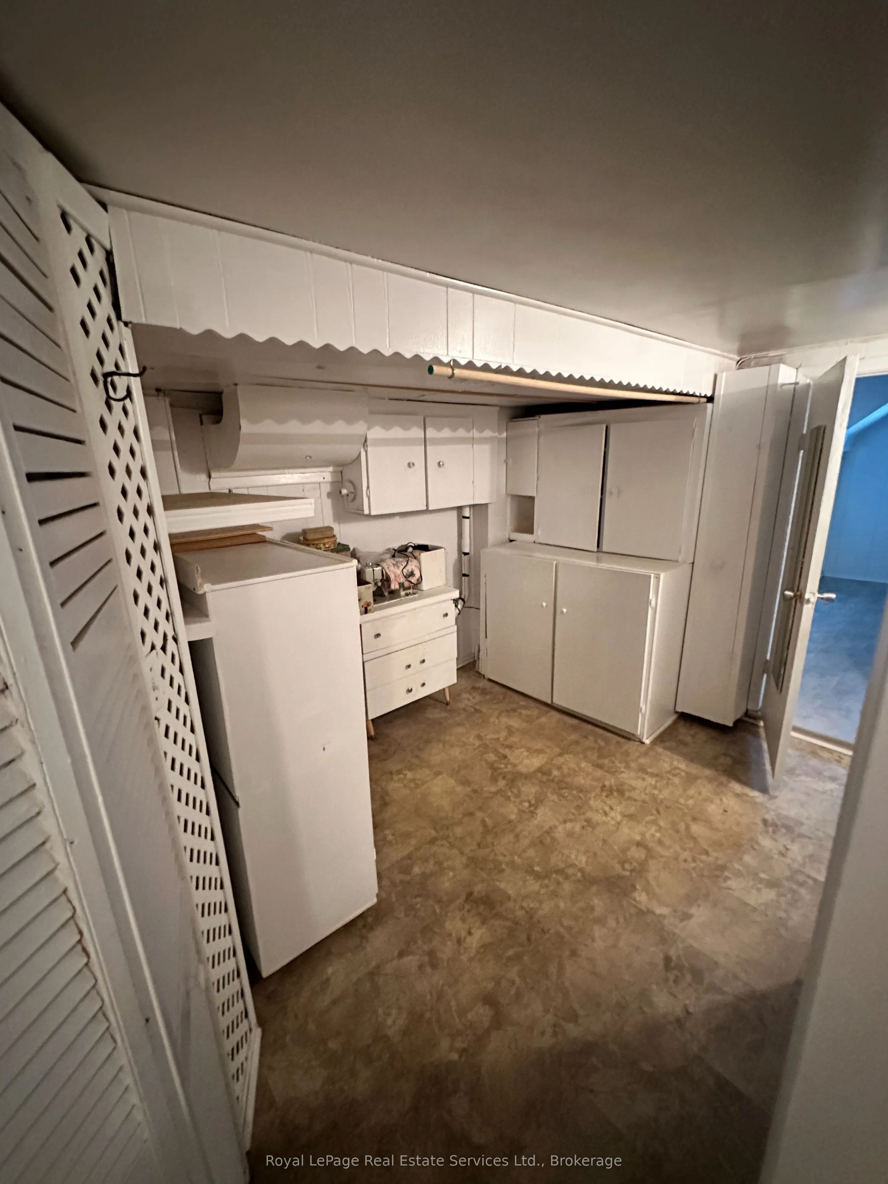 294 Felan Avenue