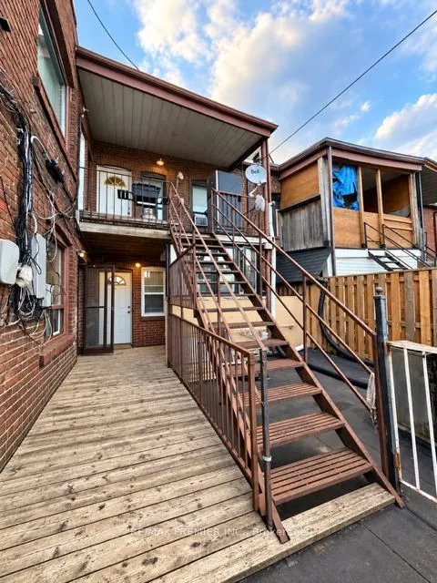1193 St Clair Avenue W