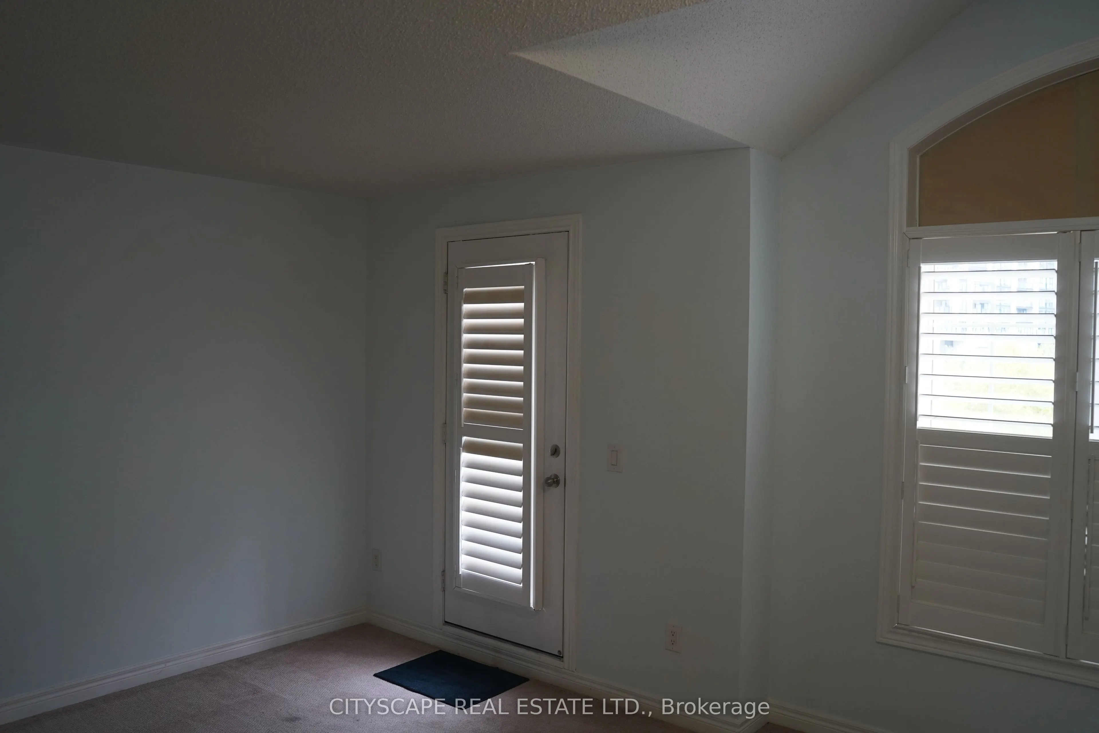 3045 Gladeside Avenue #17