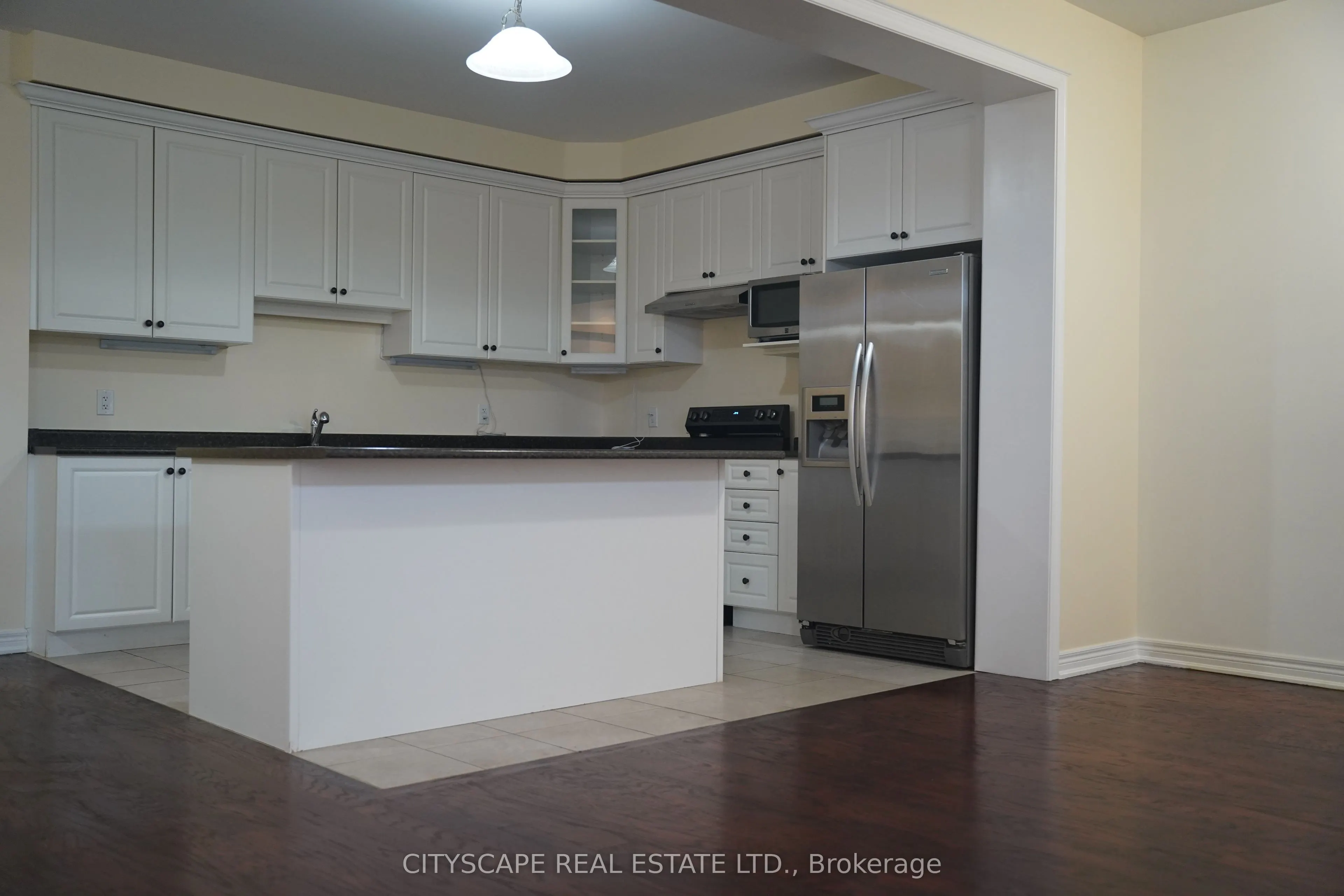 3045 Gladeside Avenue #17
