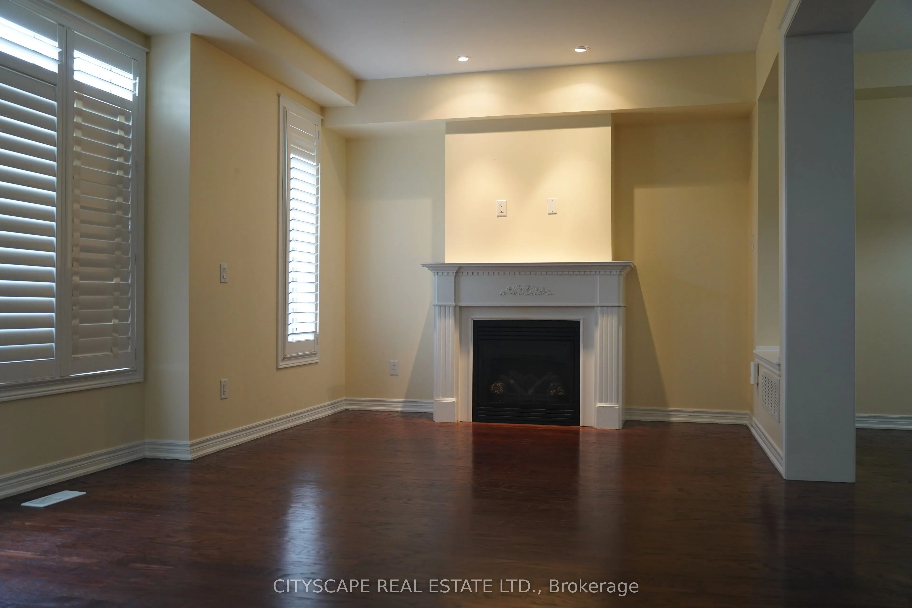 3045 Gladeside Avenue #17