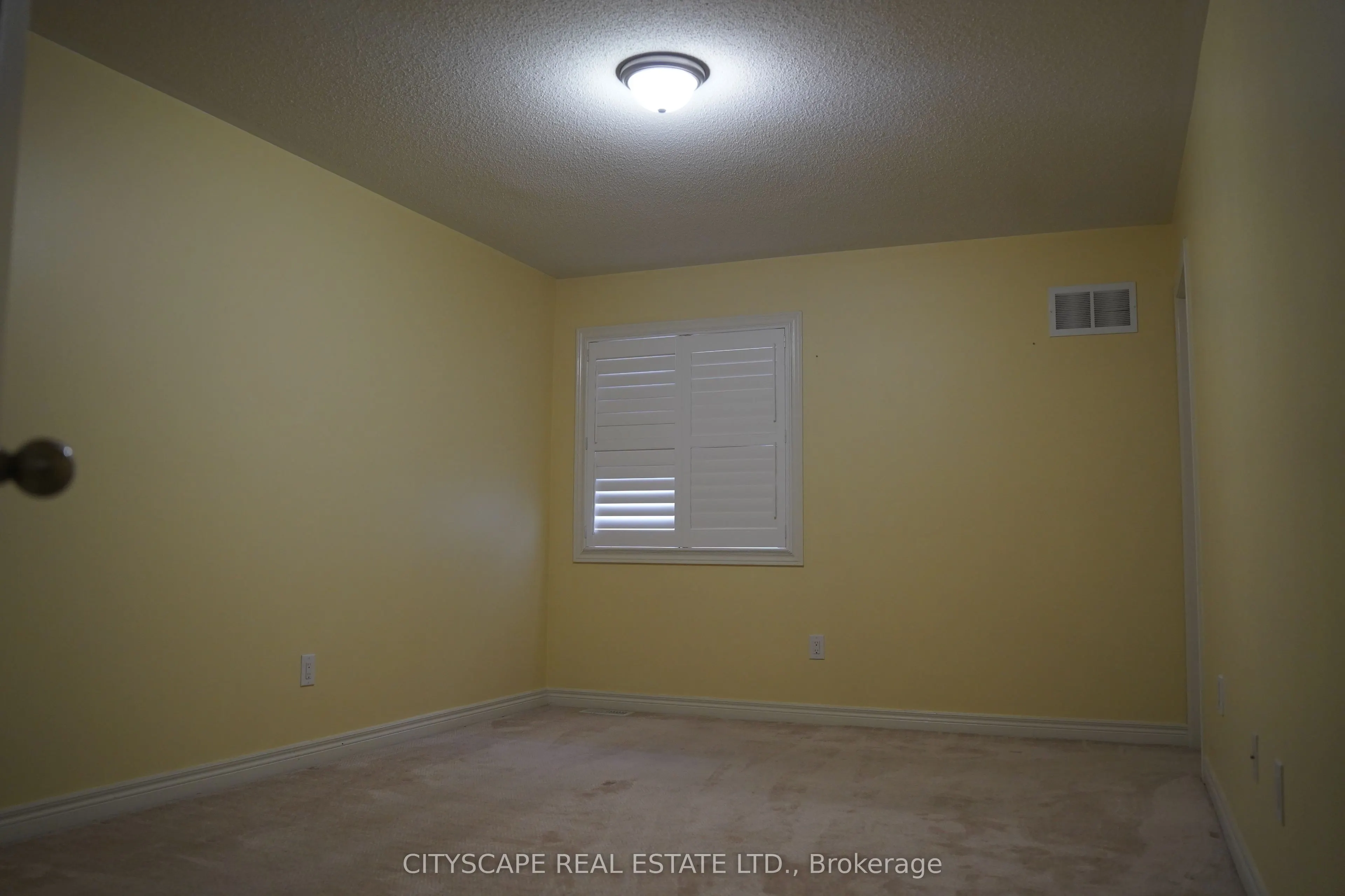 3045 Gladeside Avenue #17