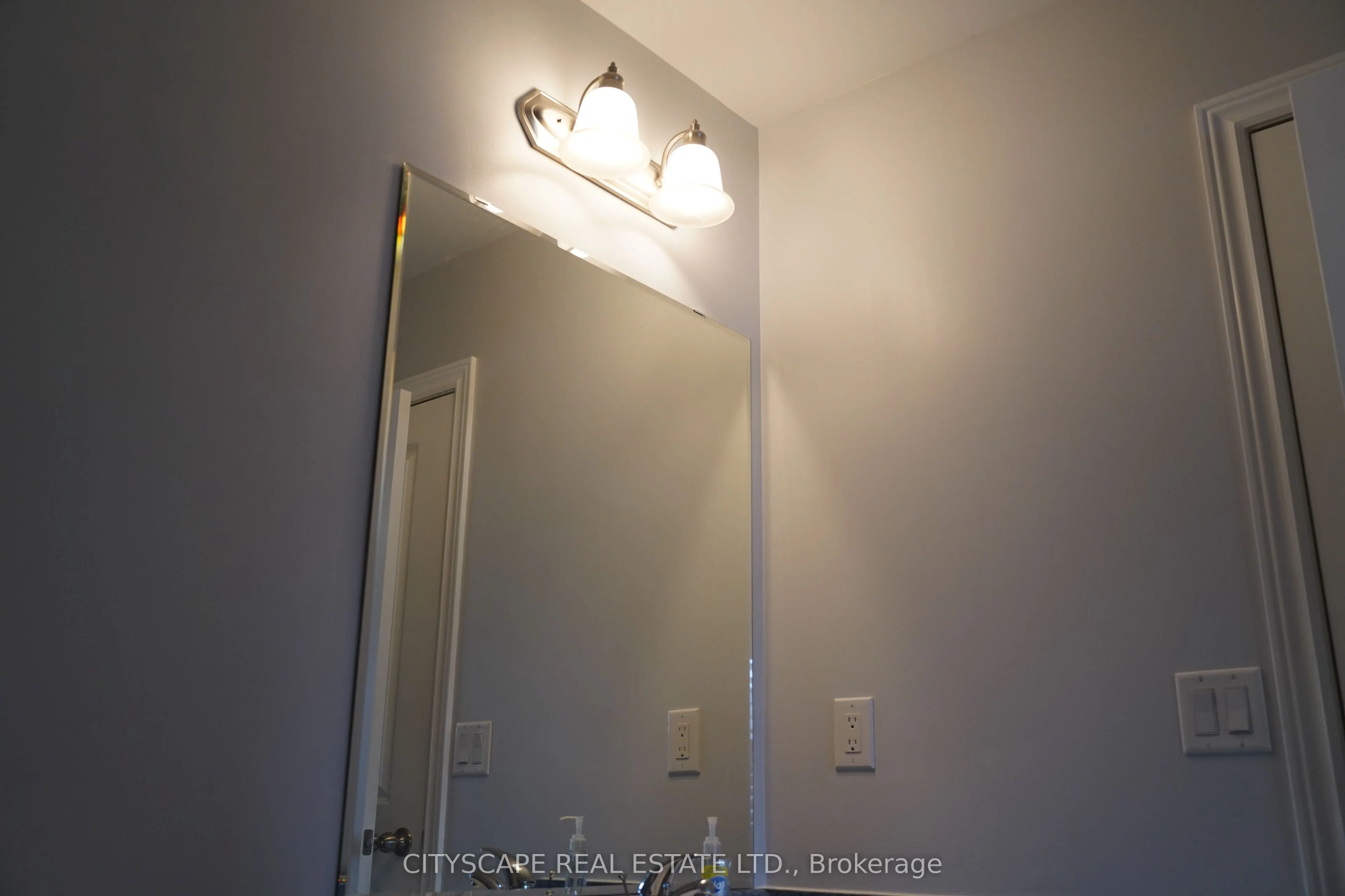 3045 Gladeside Avenue #17