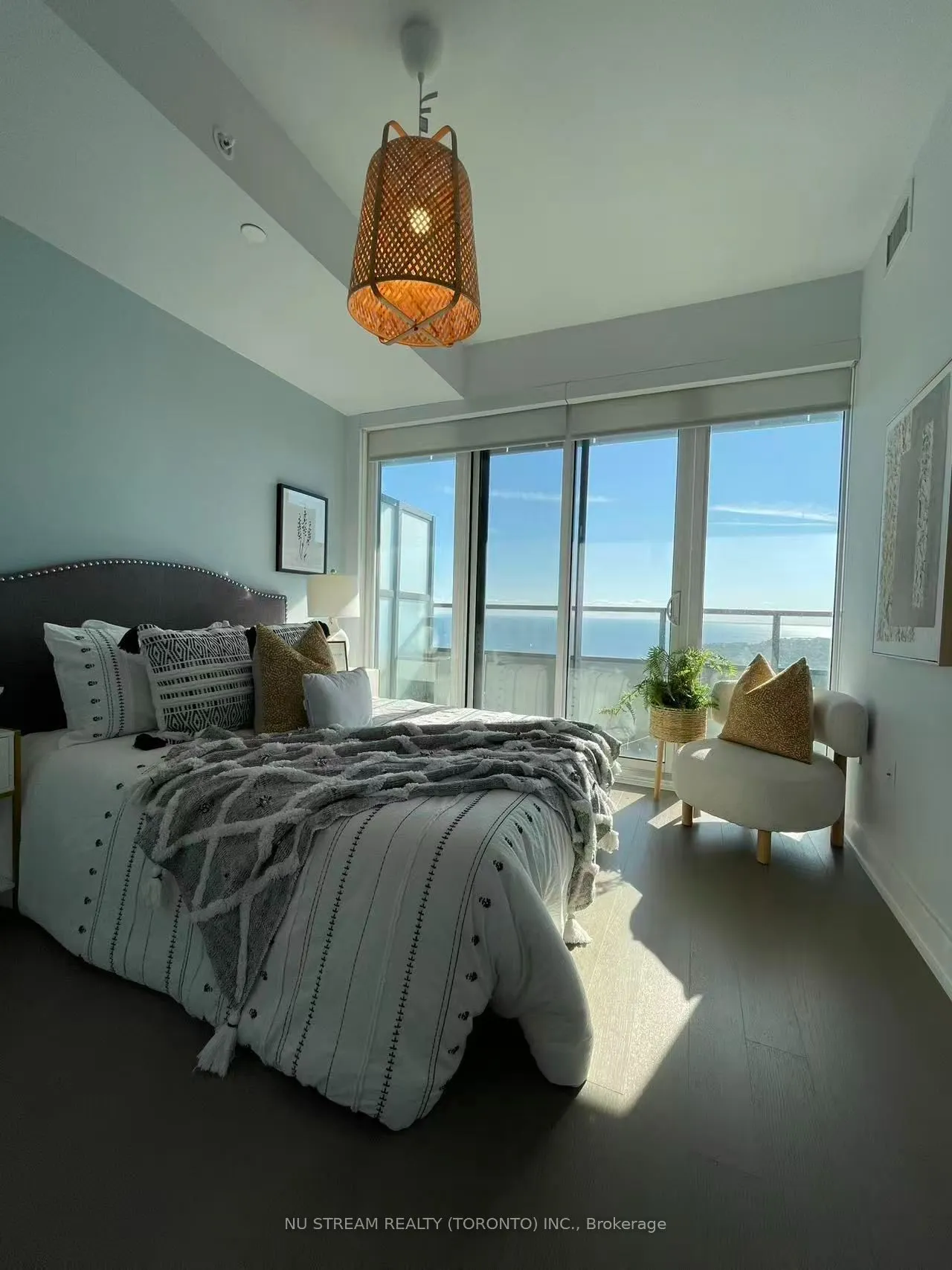 30 Shore Breeze Drive #3721