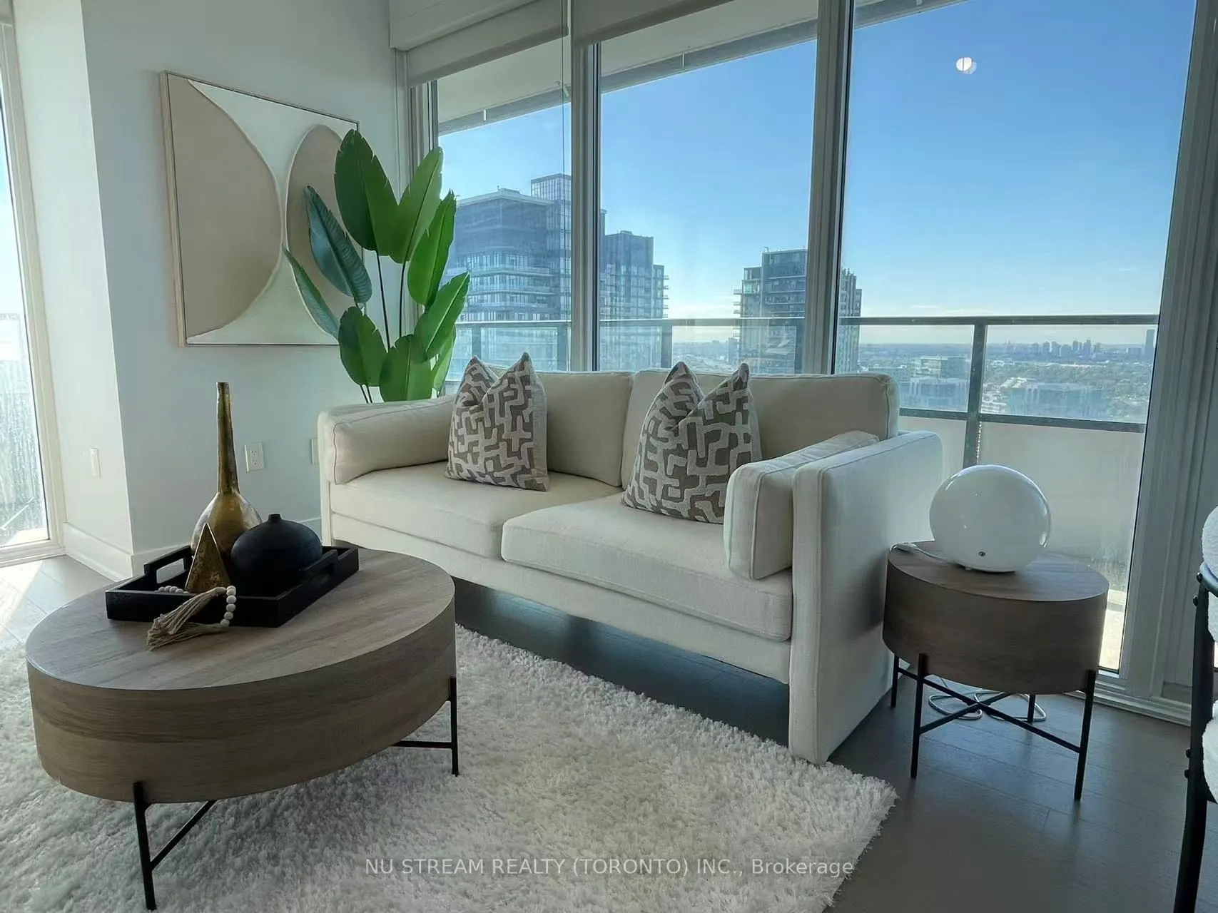 30 Shore Breeze Drive #3721
