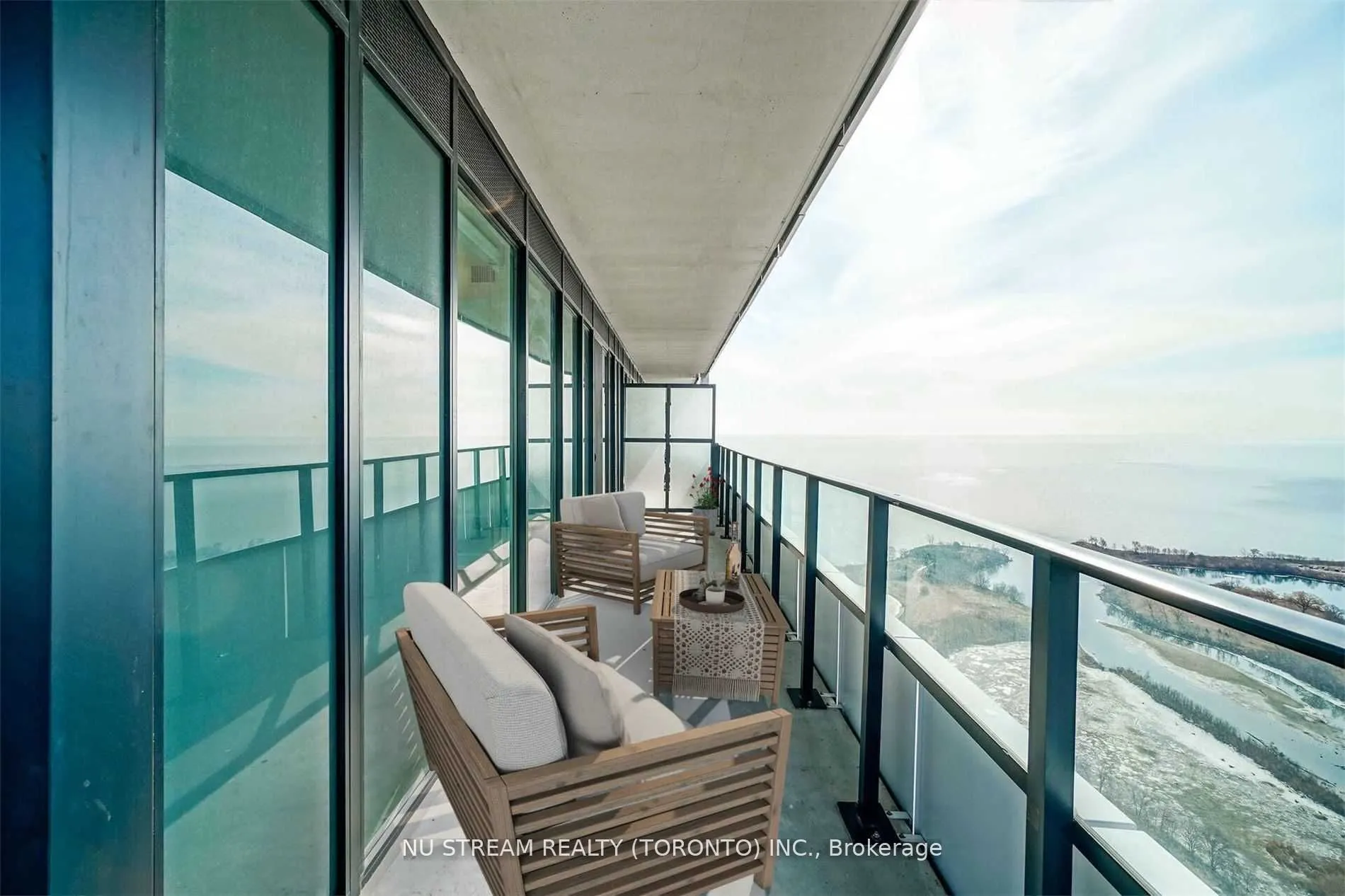 30 Shore Breeze Drive #3721