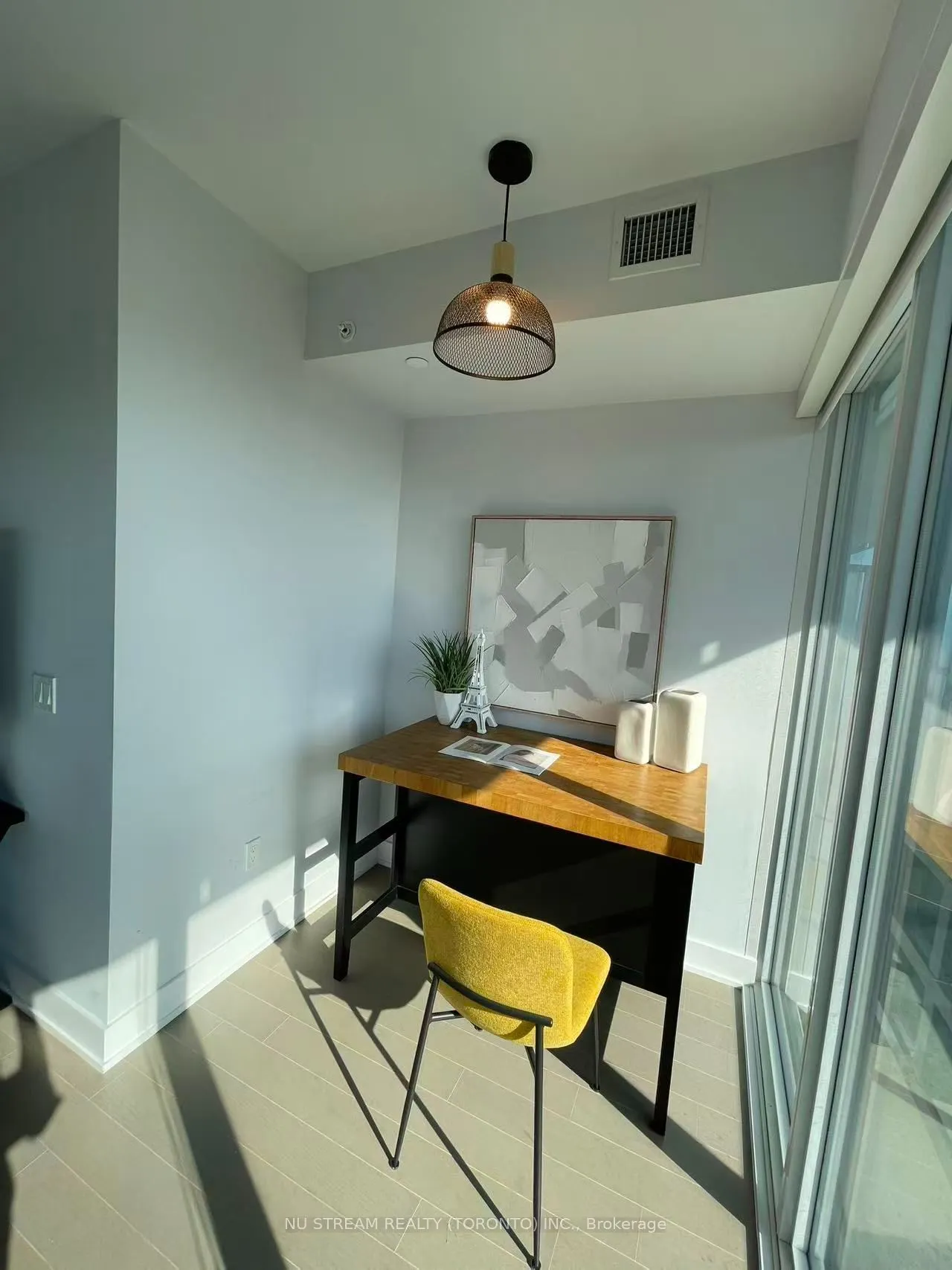30 Shore Breeze Drive #3721
