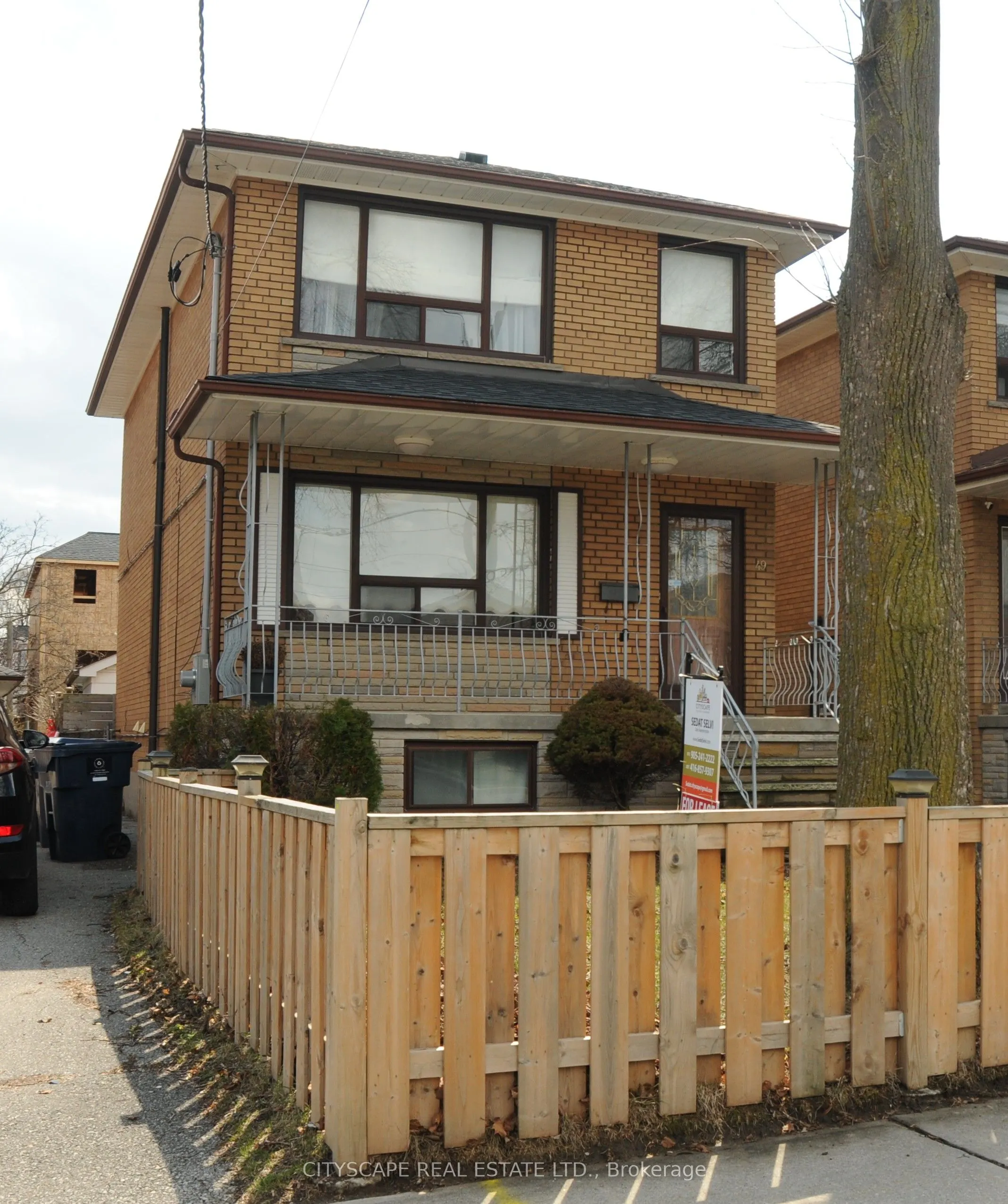 49 Algoma Street #Upper floor