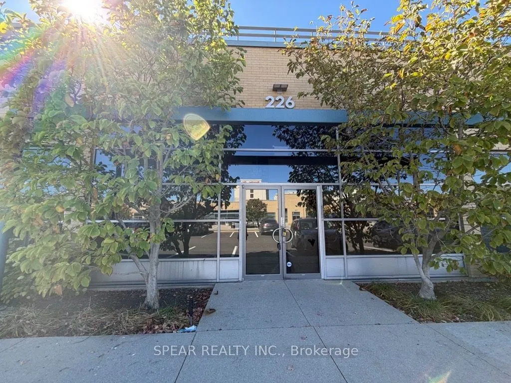 5535 Eglinton Avenue W #226