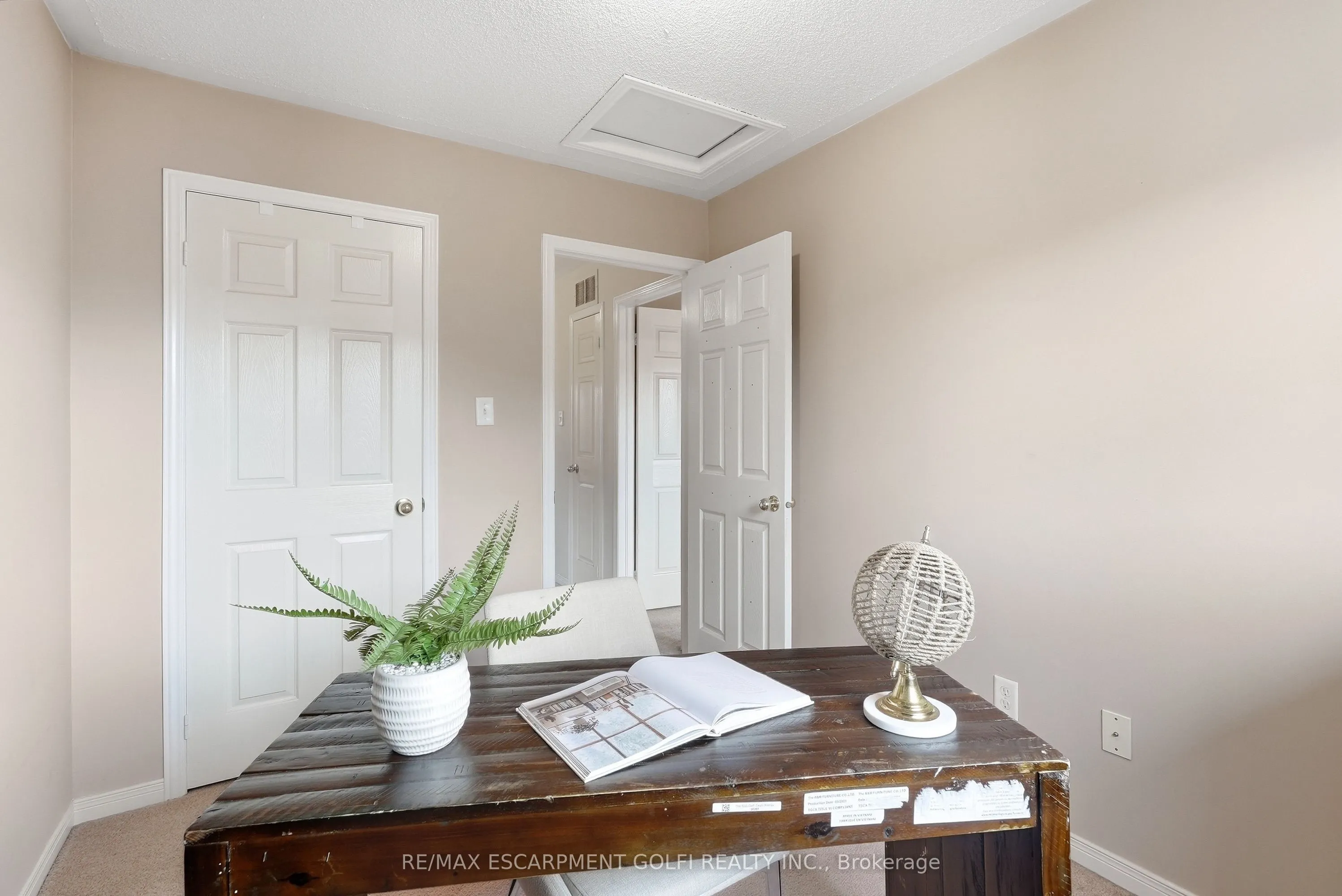 5169 Des Jardins Drive