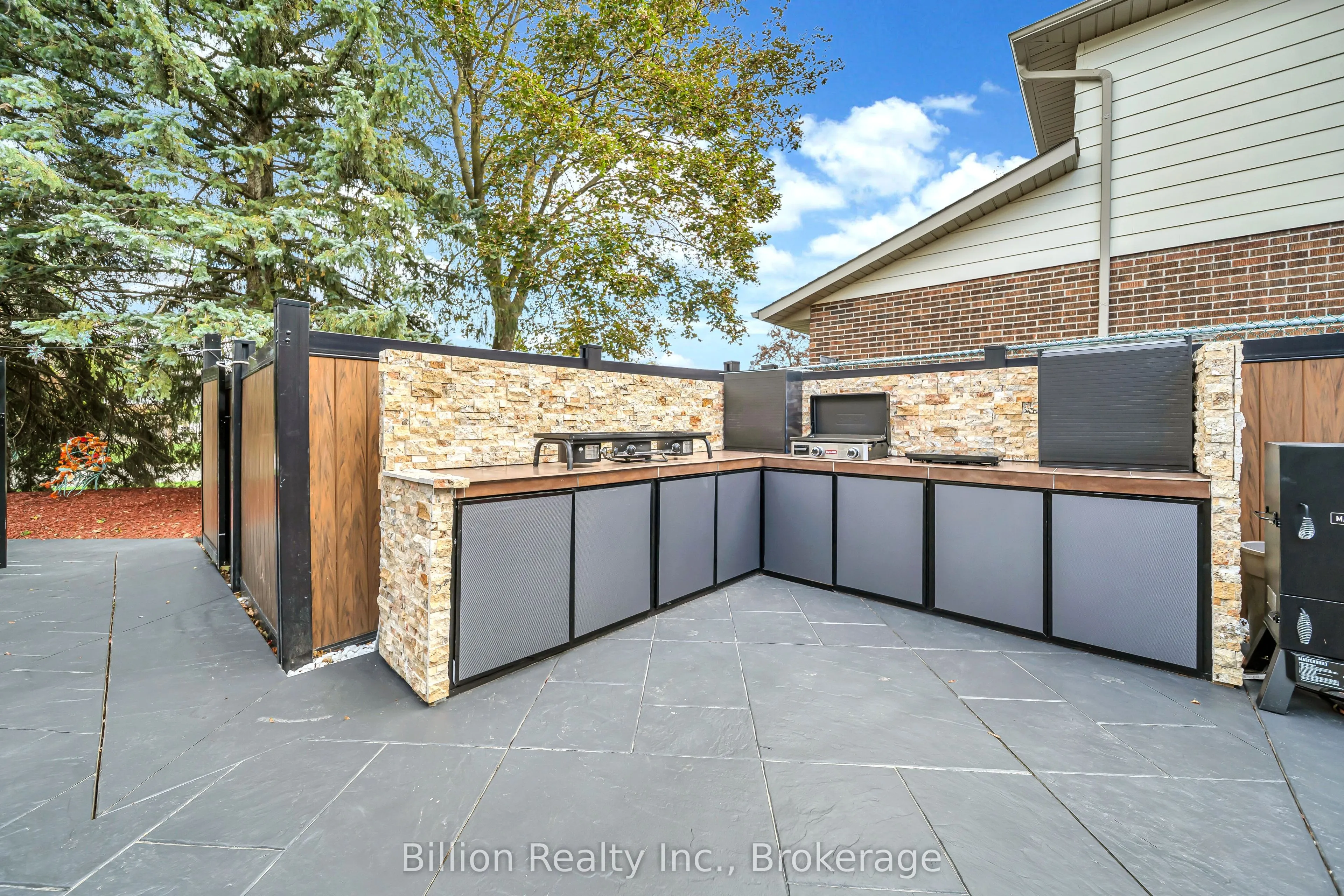172 Bell Air Drive
