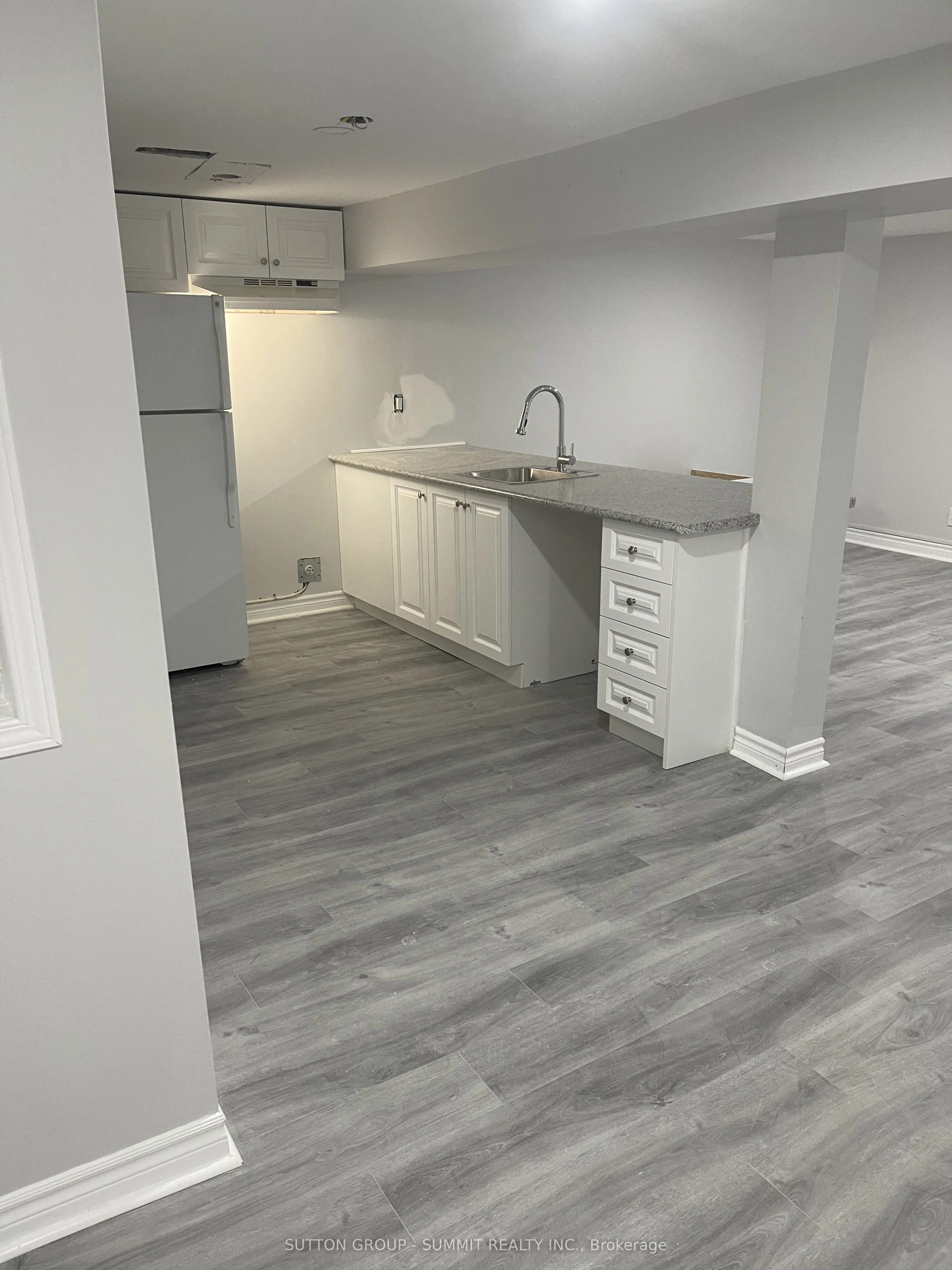 2257 Hanbury Court