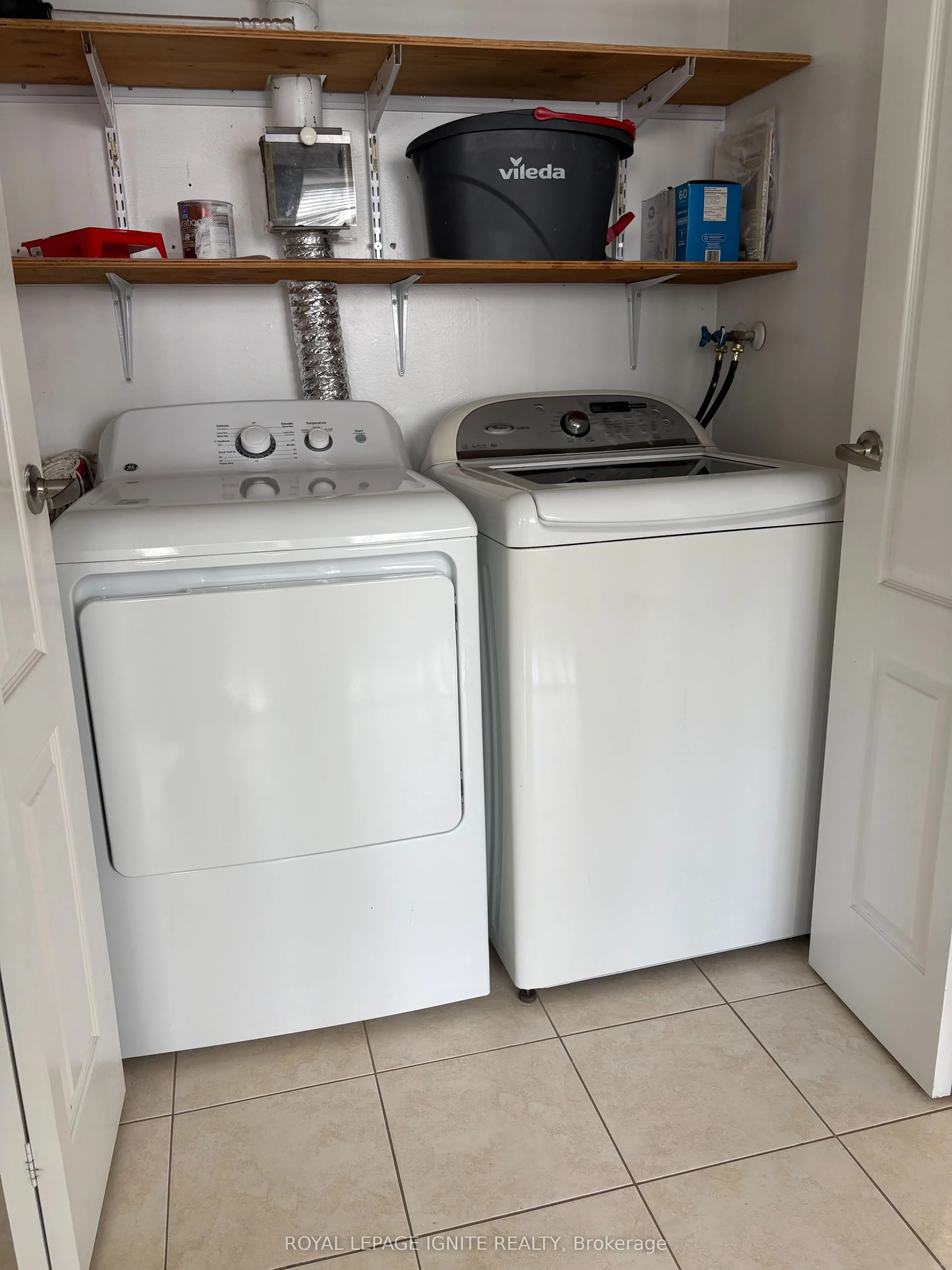 3590 Kaneff Crescent #1105