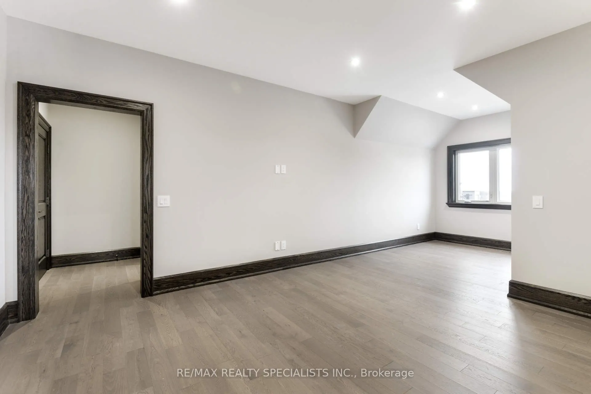 31 Ferrara Drive
