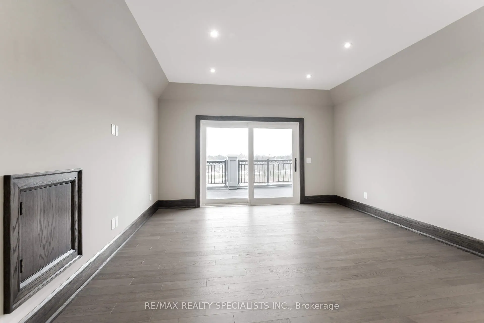31 Ferrara Drive