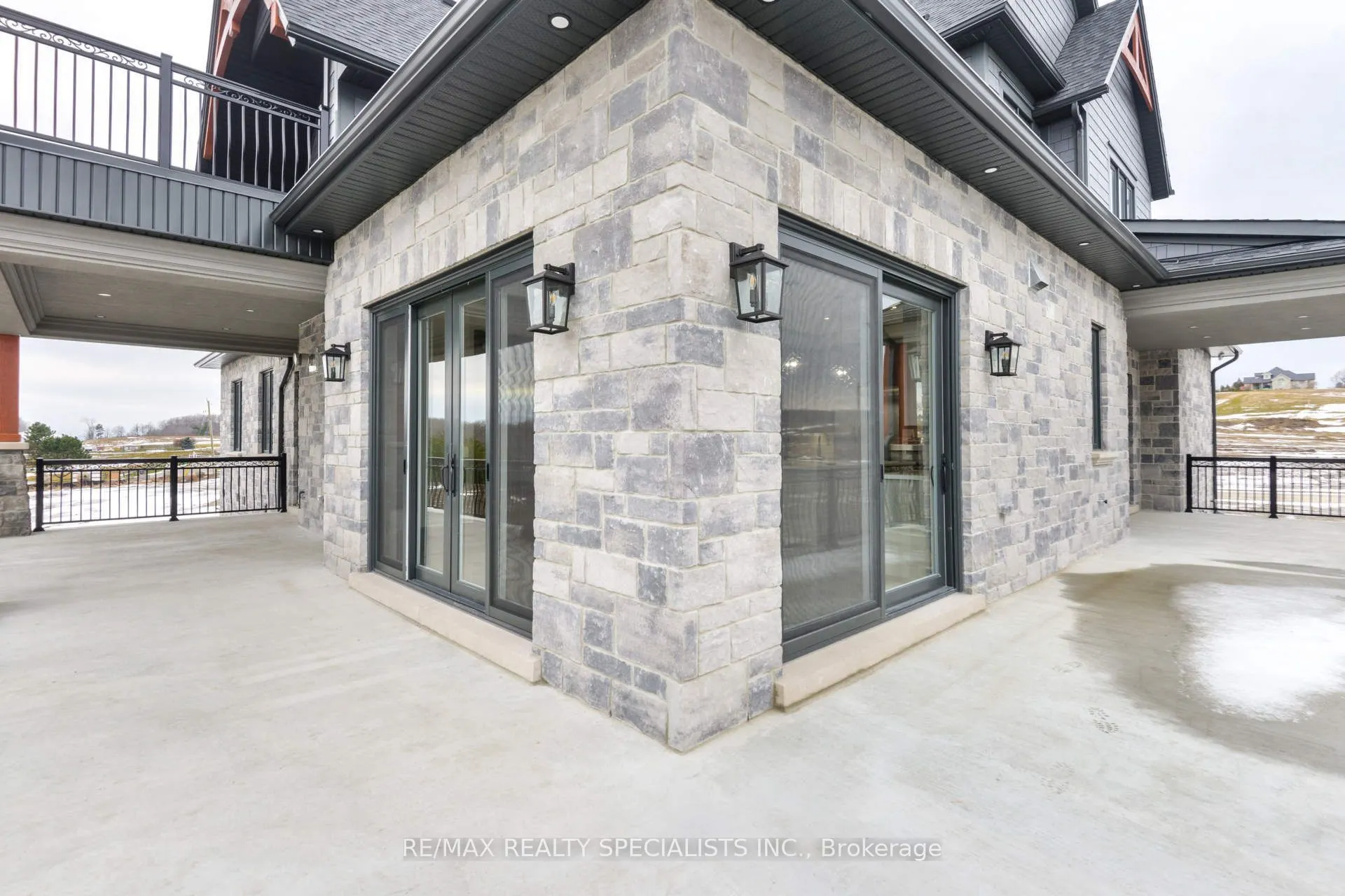 31 Ferrara Drive