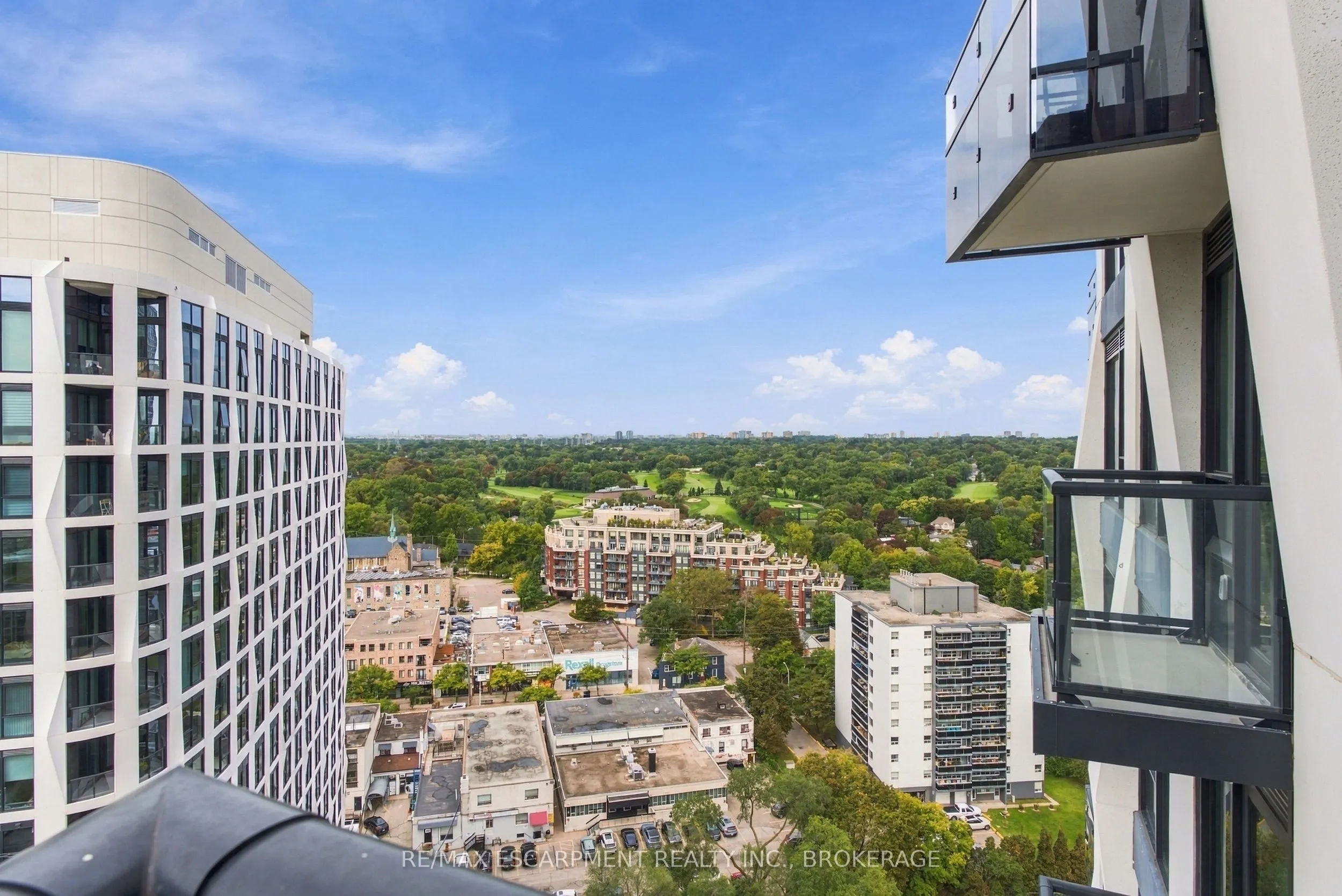 60 Central Park Road Way #2010