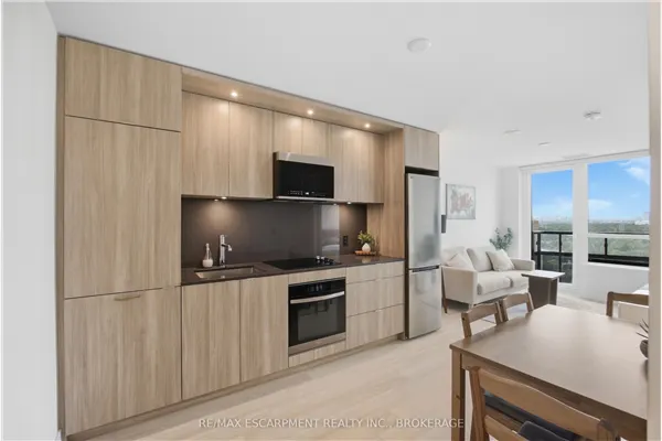 60 Central Park Road Way #2010