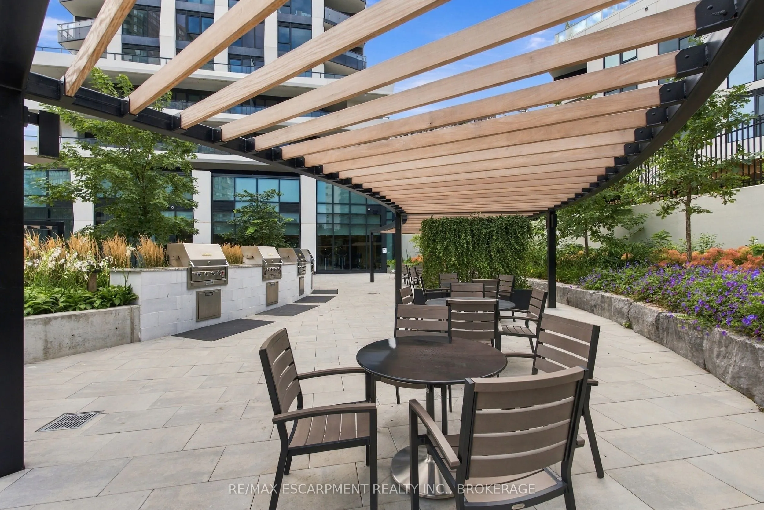 60 Central Park Road Way #2010
