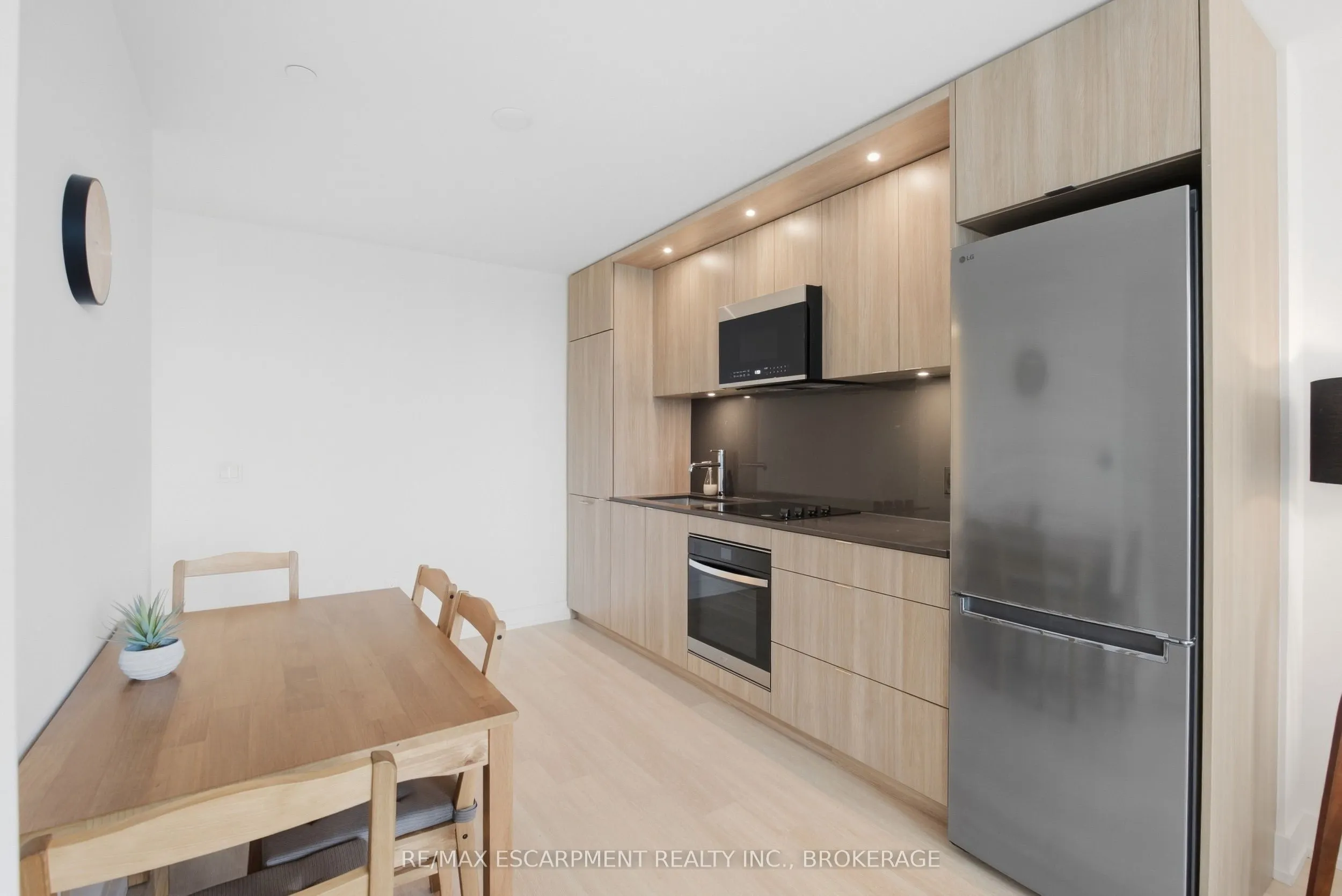 60 Central Park Road Way #2010