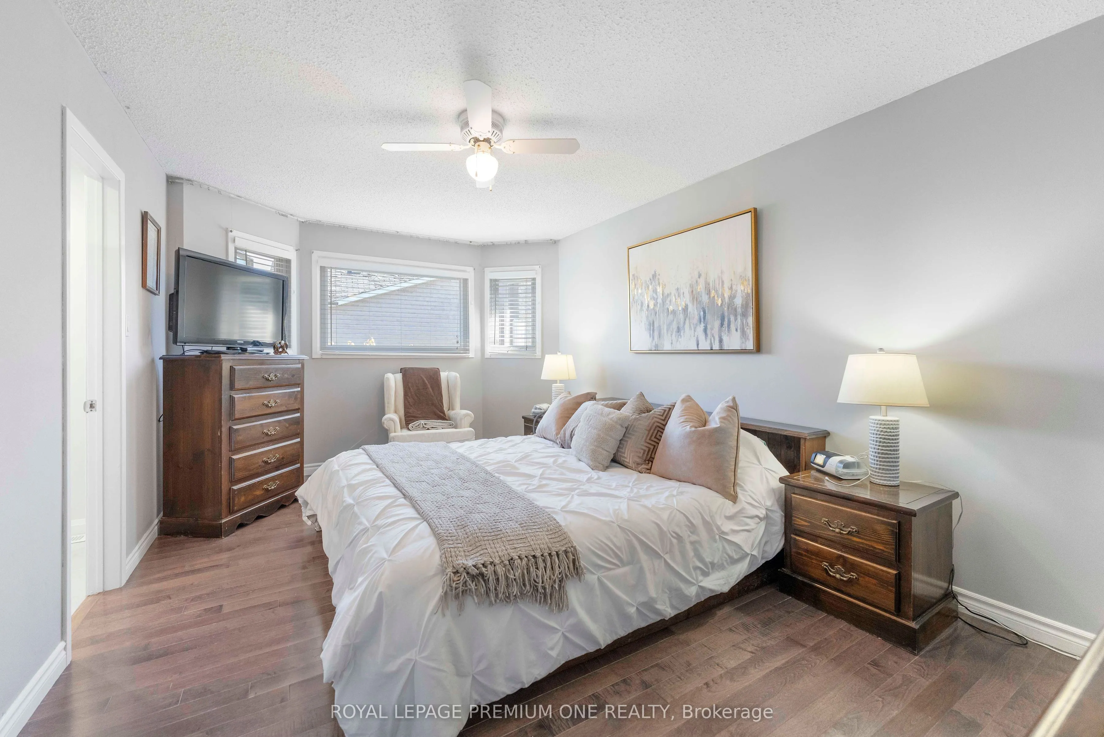 25 Sir Lancelot Court