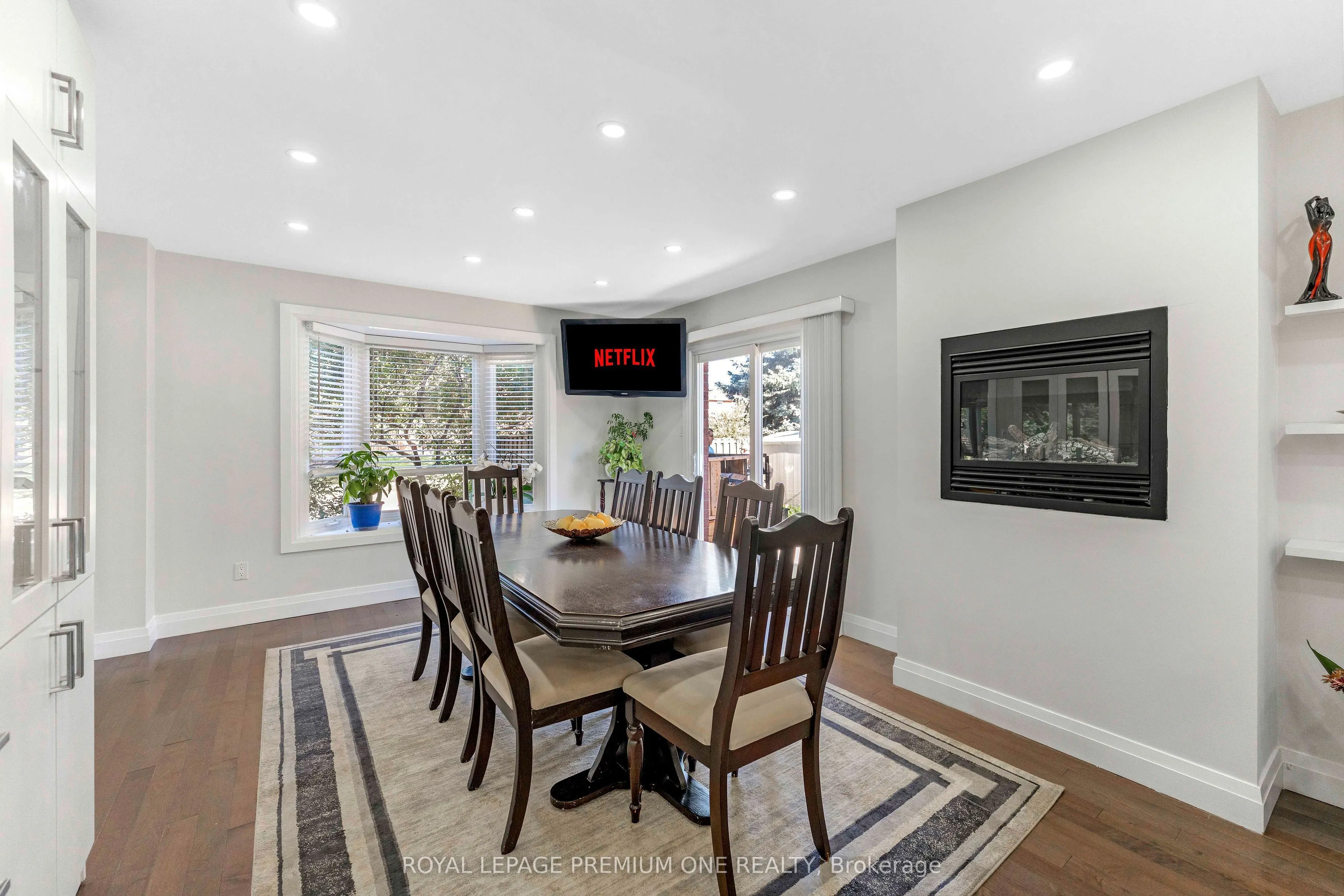 25 Sir Lancelot Court