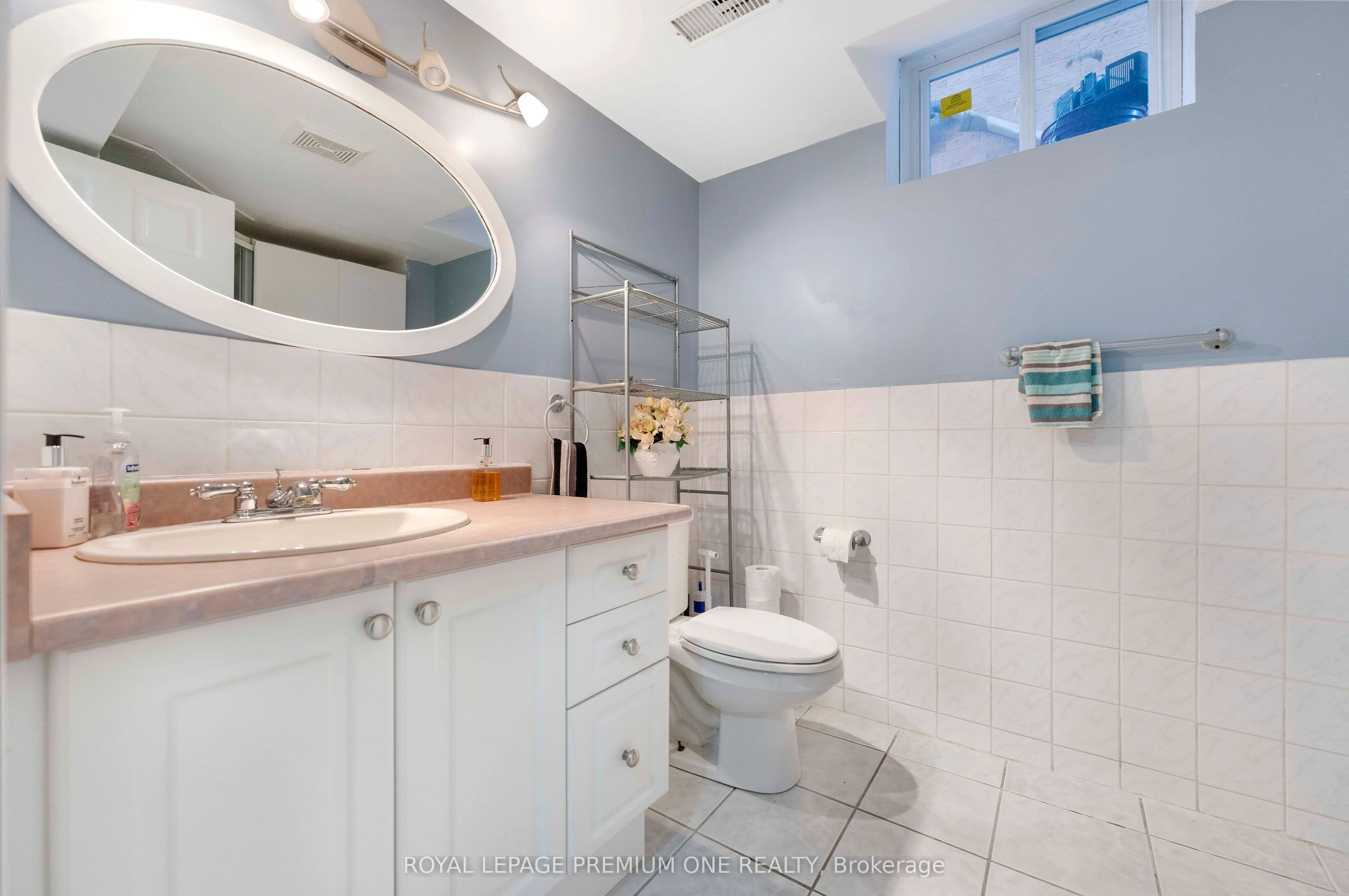 25 Sir Lancelot Court