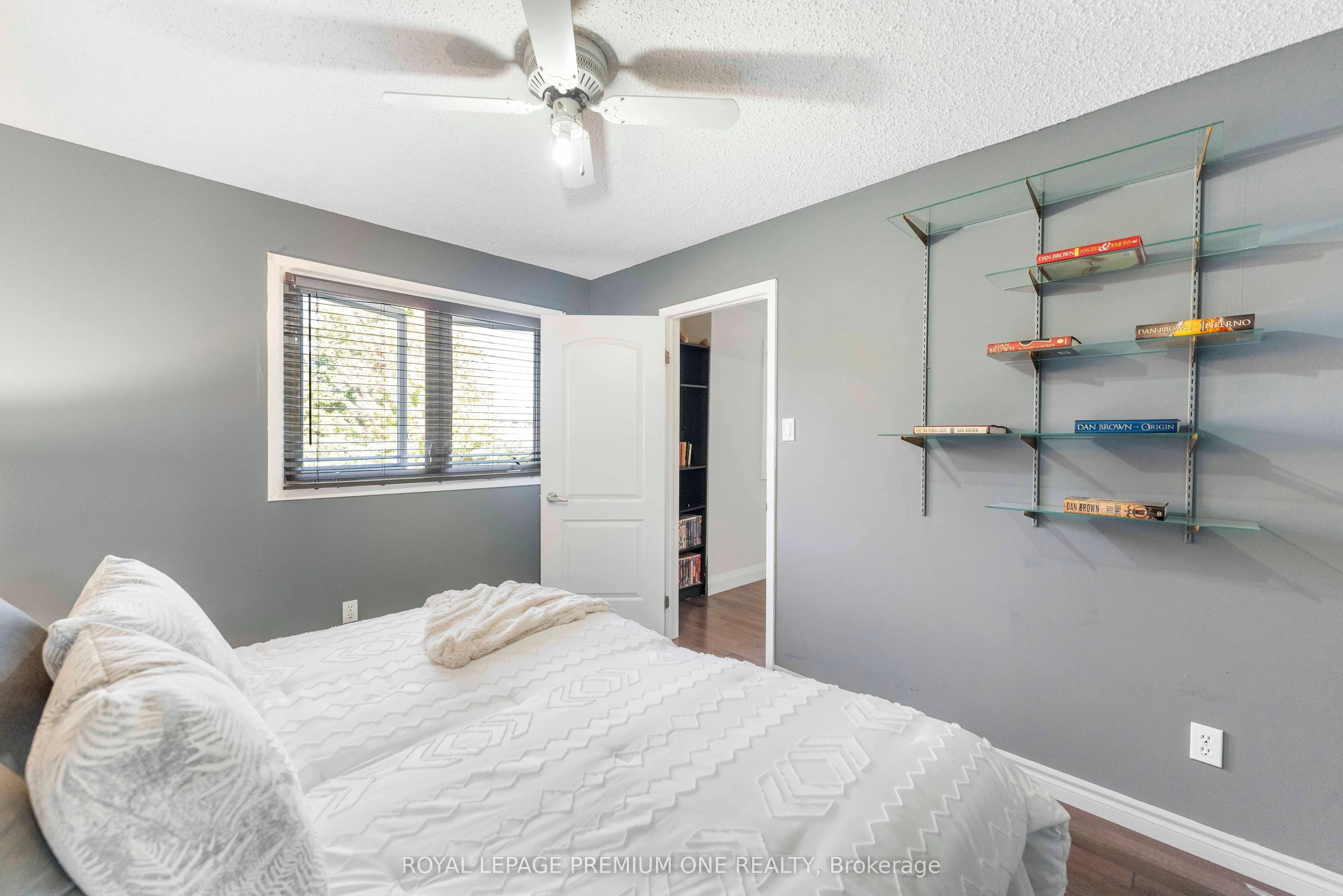 25 Sir Lancelot Court