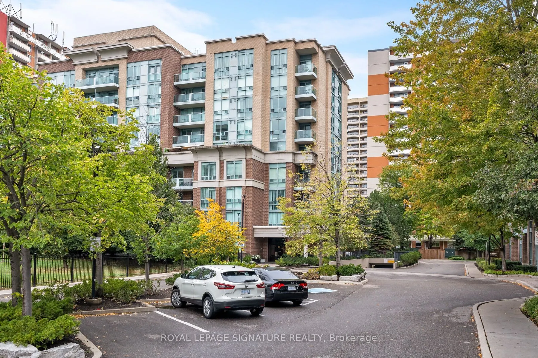 17 Michael Power Place #601