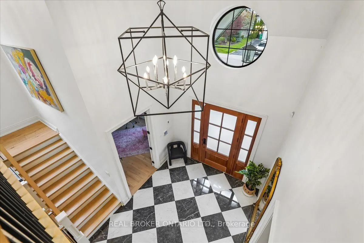 1445 Skyline Drive