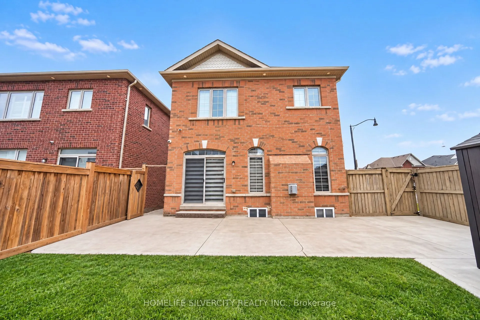 355 Robert Parkinson Drive
