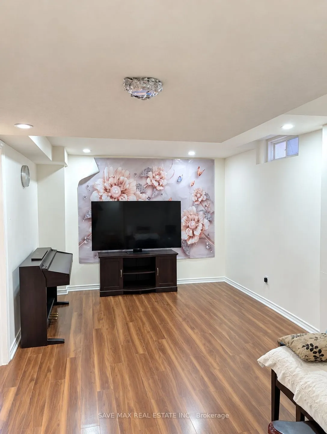 18 Salonica Road #BSMT