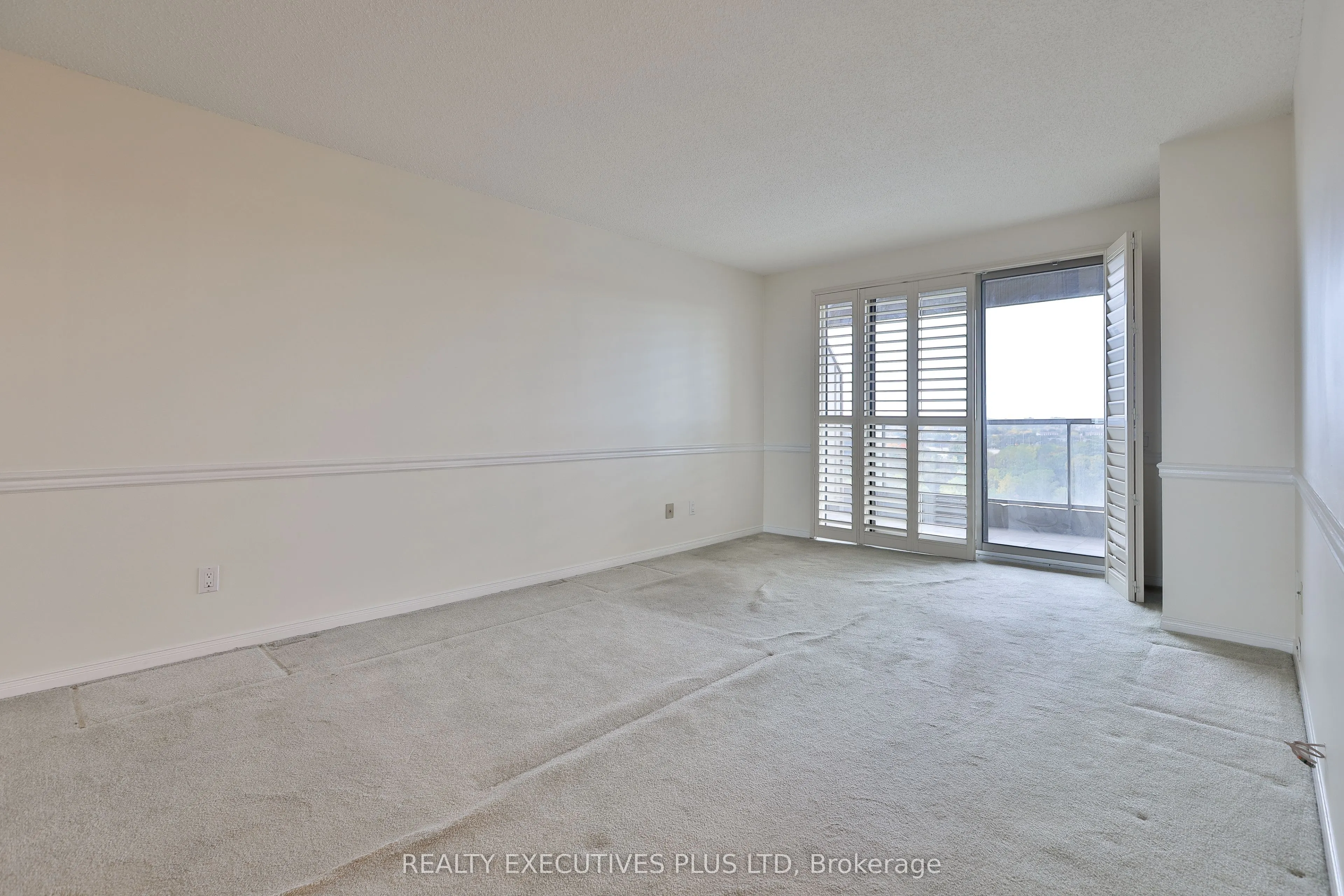 1800 The Collegeway Way #1401
