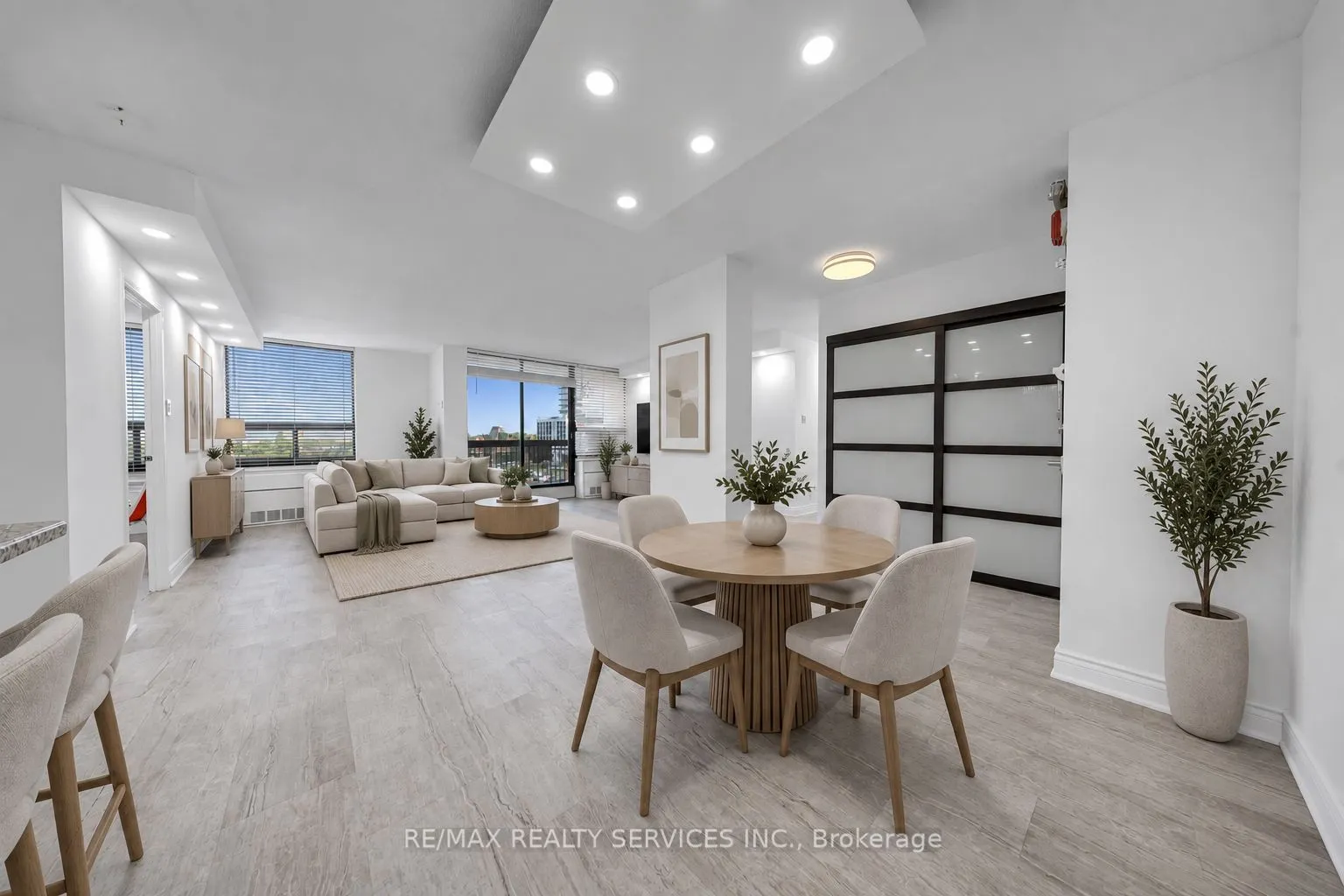 20 Mississauga Valley Boulevard #701